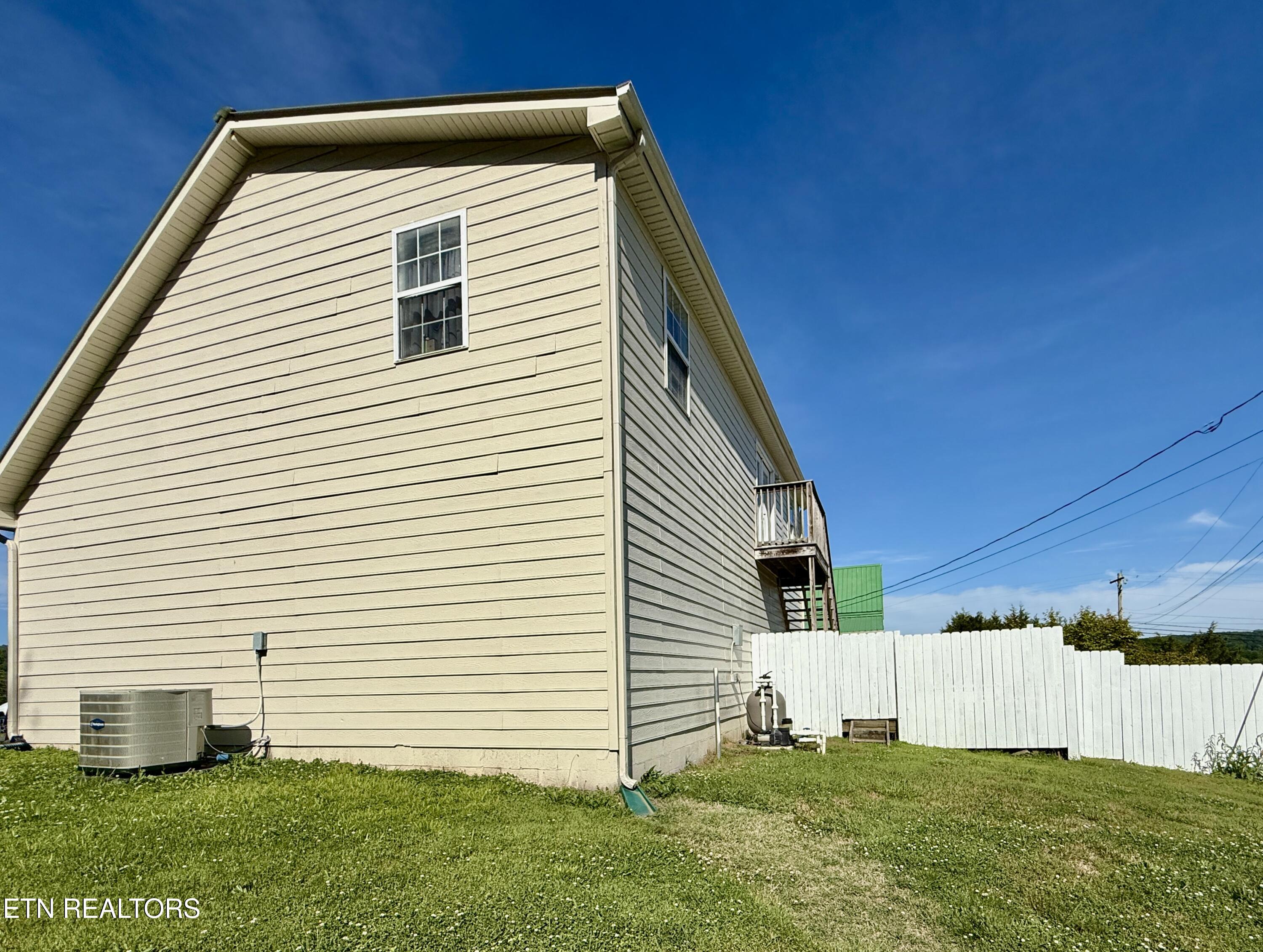 886 Old Harriman Highway Oliver Springs TN 37840