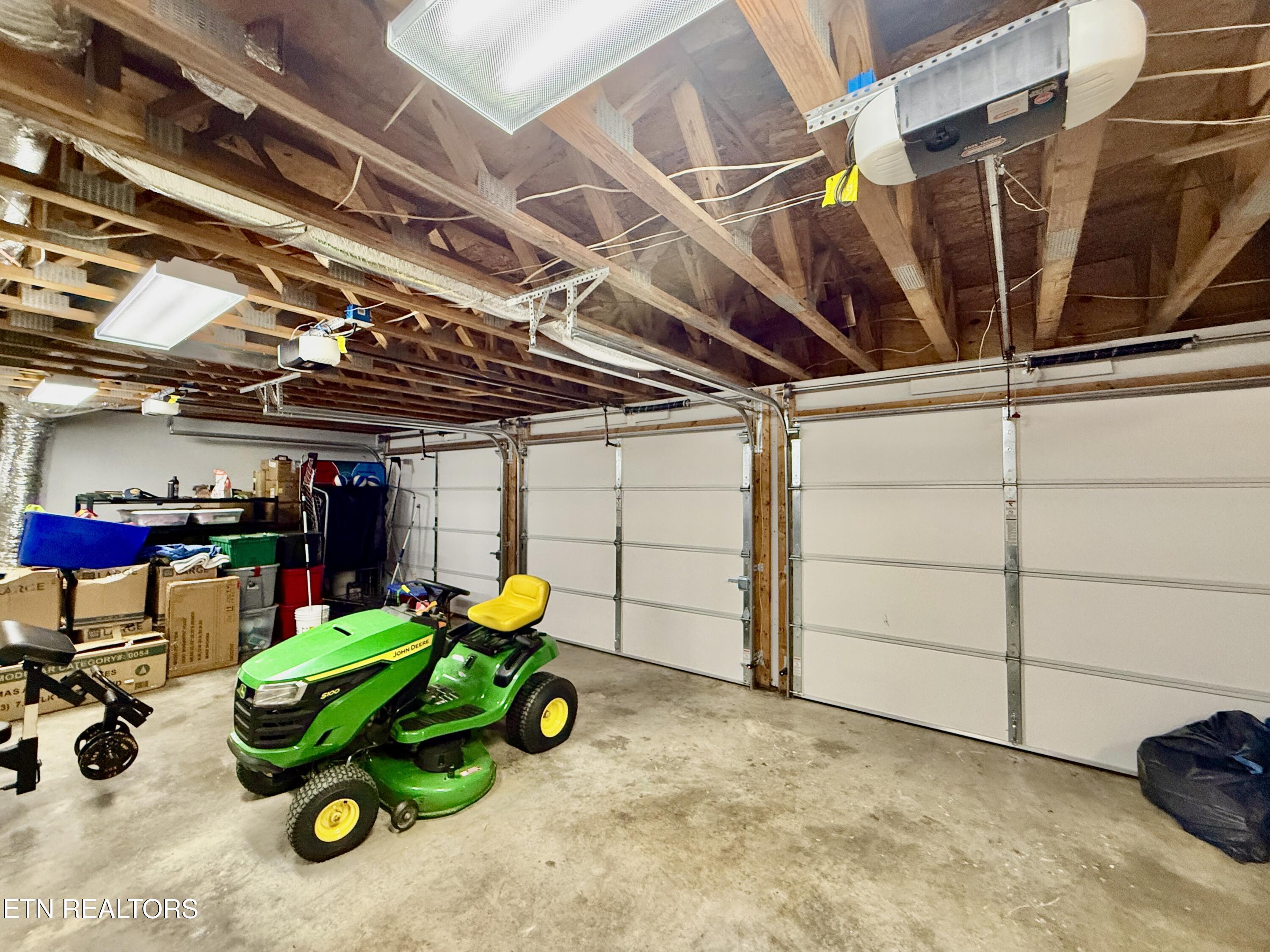 886 Old Harriman Highway Oliver Springs TN 37840