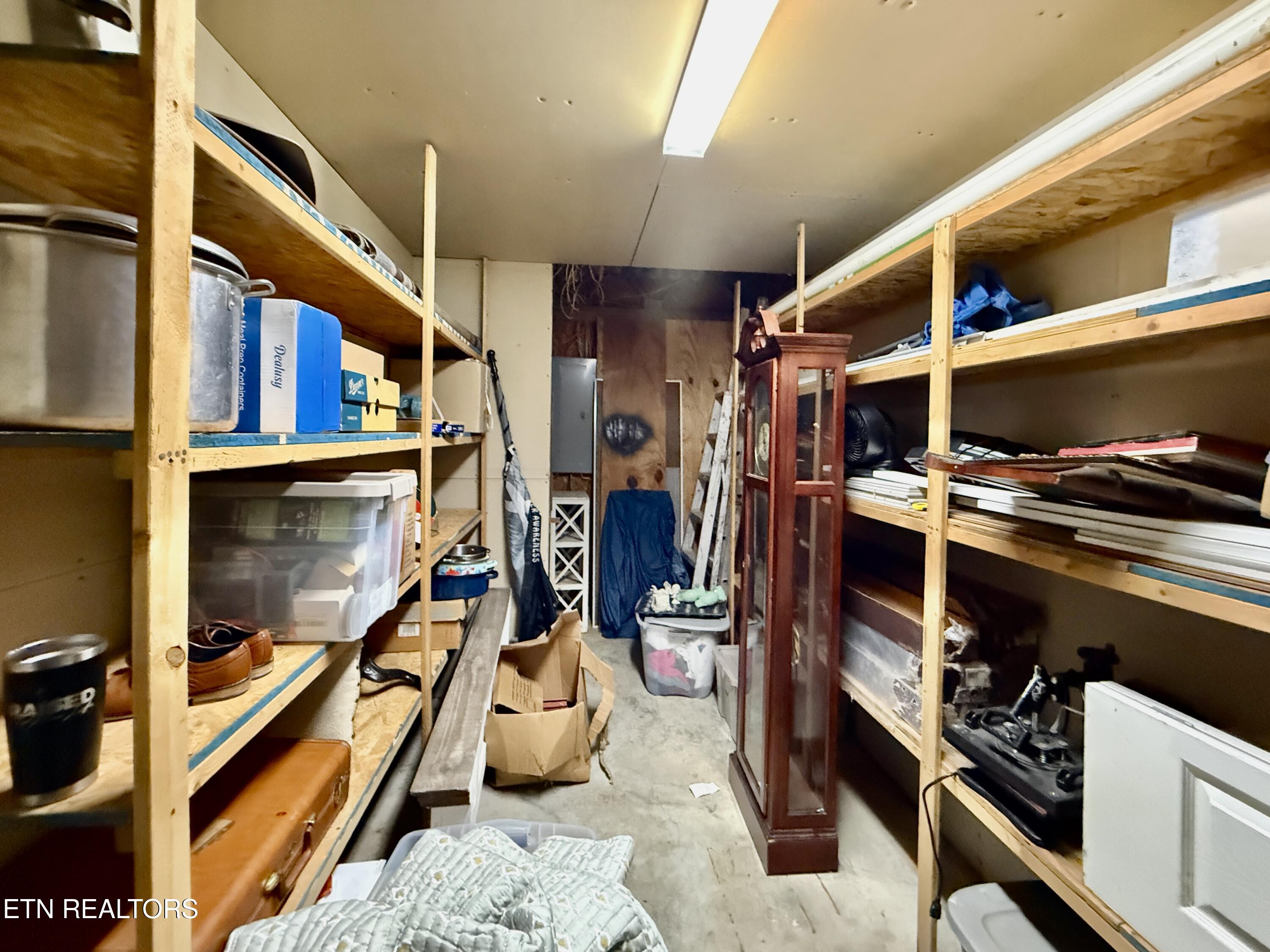886 Old Harriman Highway Oliver Springs TN 37840