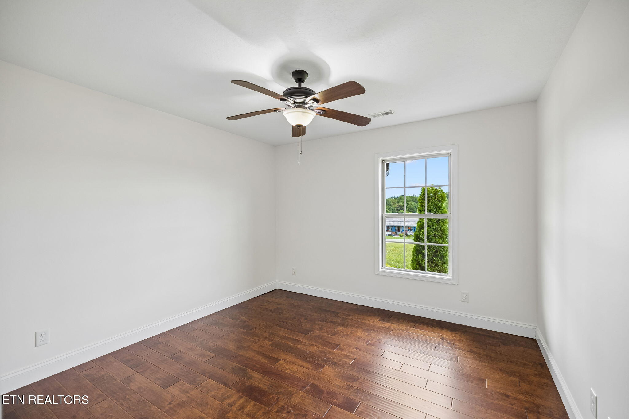 294 Vernie Lee Road Friendsville TN 37737