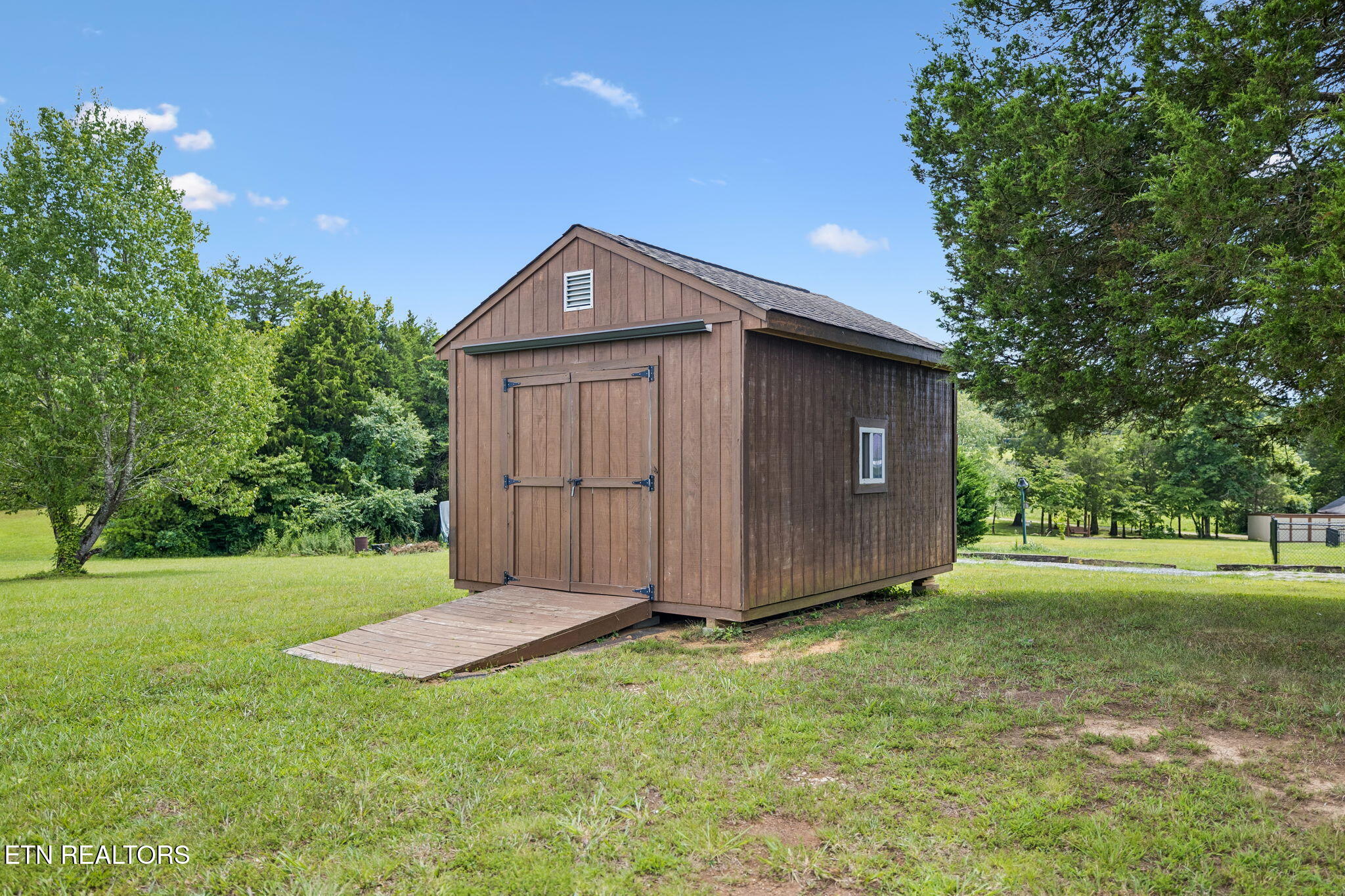 294 Vernie Lee Road Friendsville TN 37737