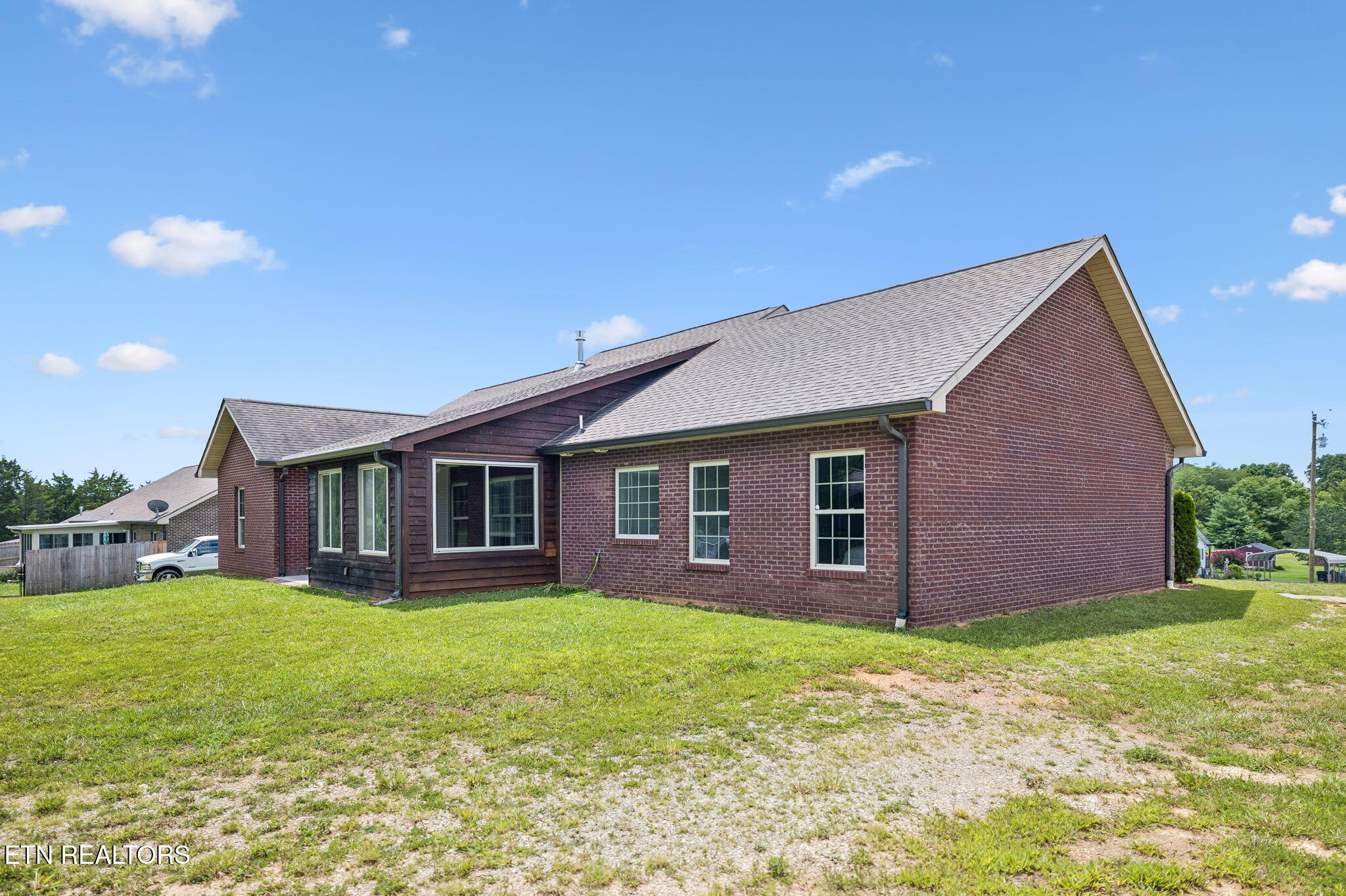 294 Vernie Lee Road Friendsville TN 37737