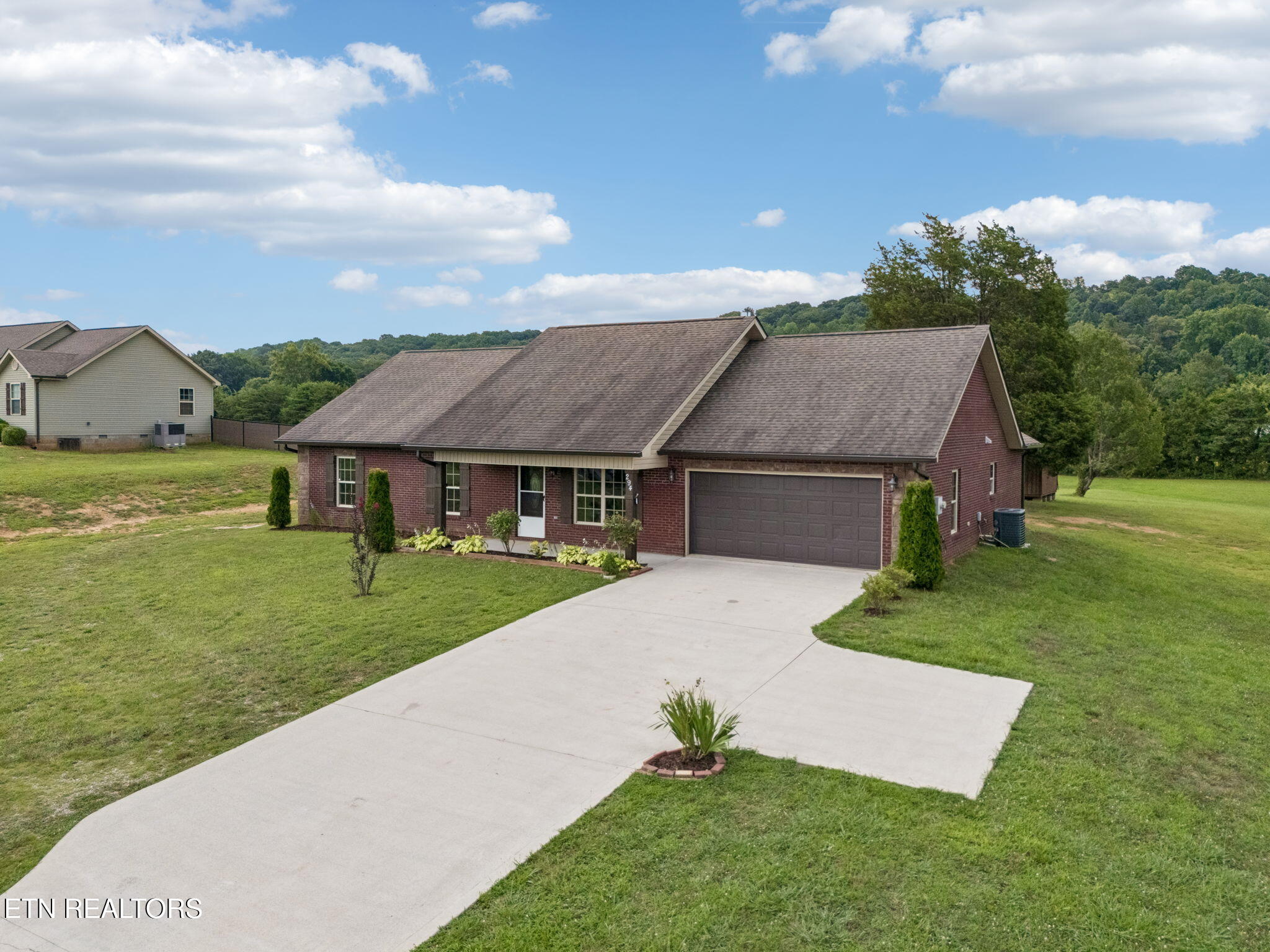 294 Vernie Lee Road Friendsville TN 37737