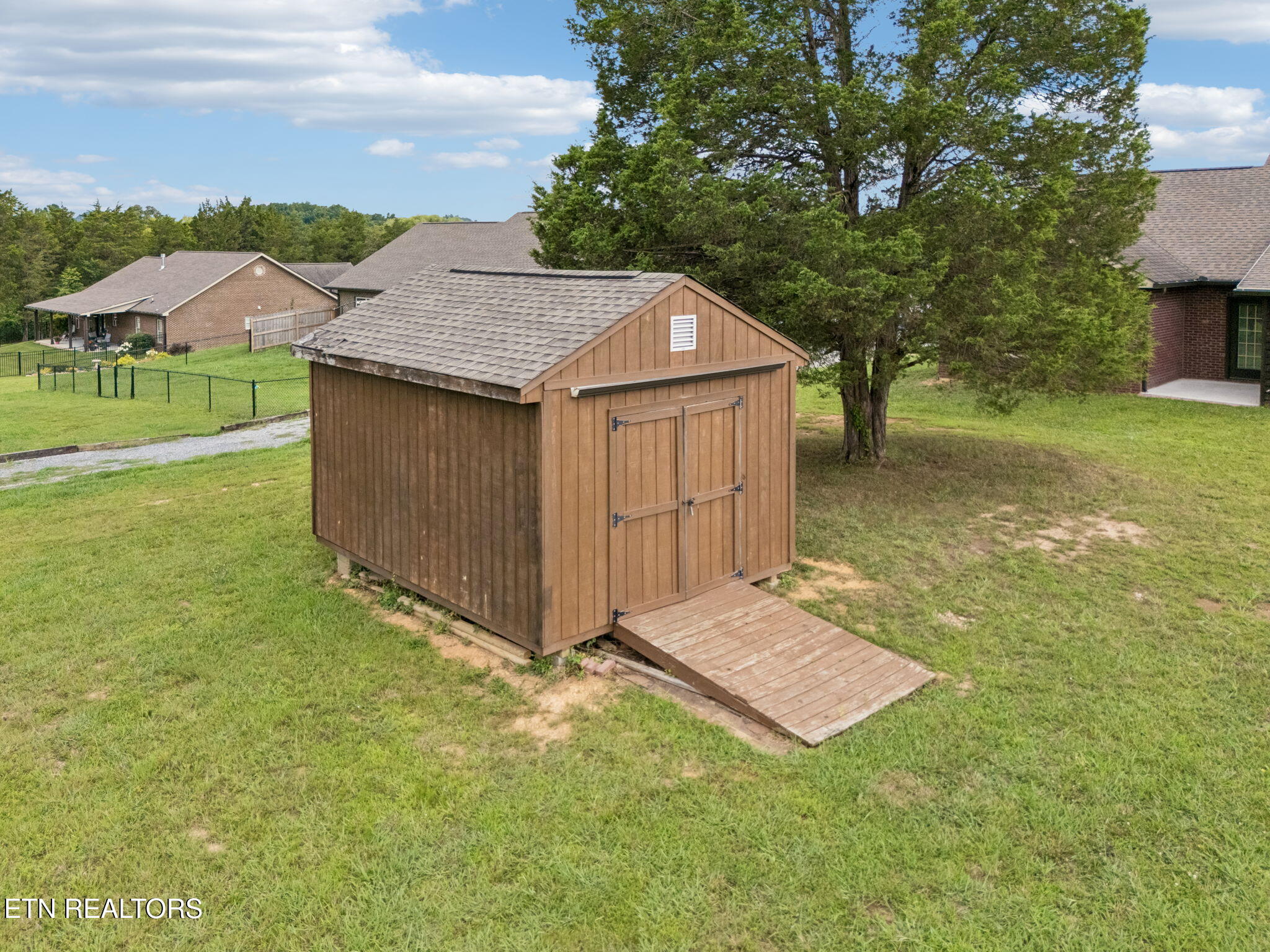 294 Vernie Lee Road Friendsville TN 37737