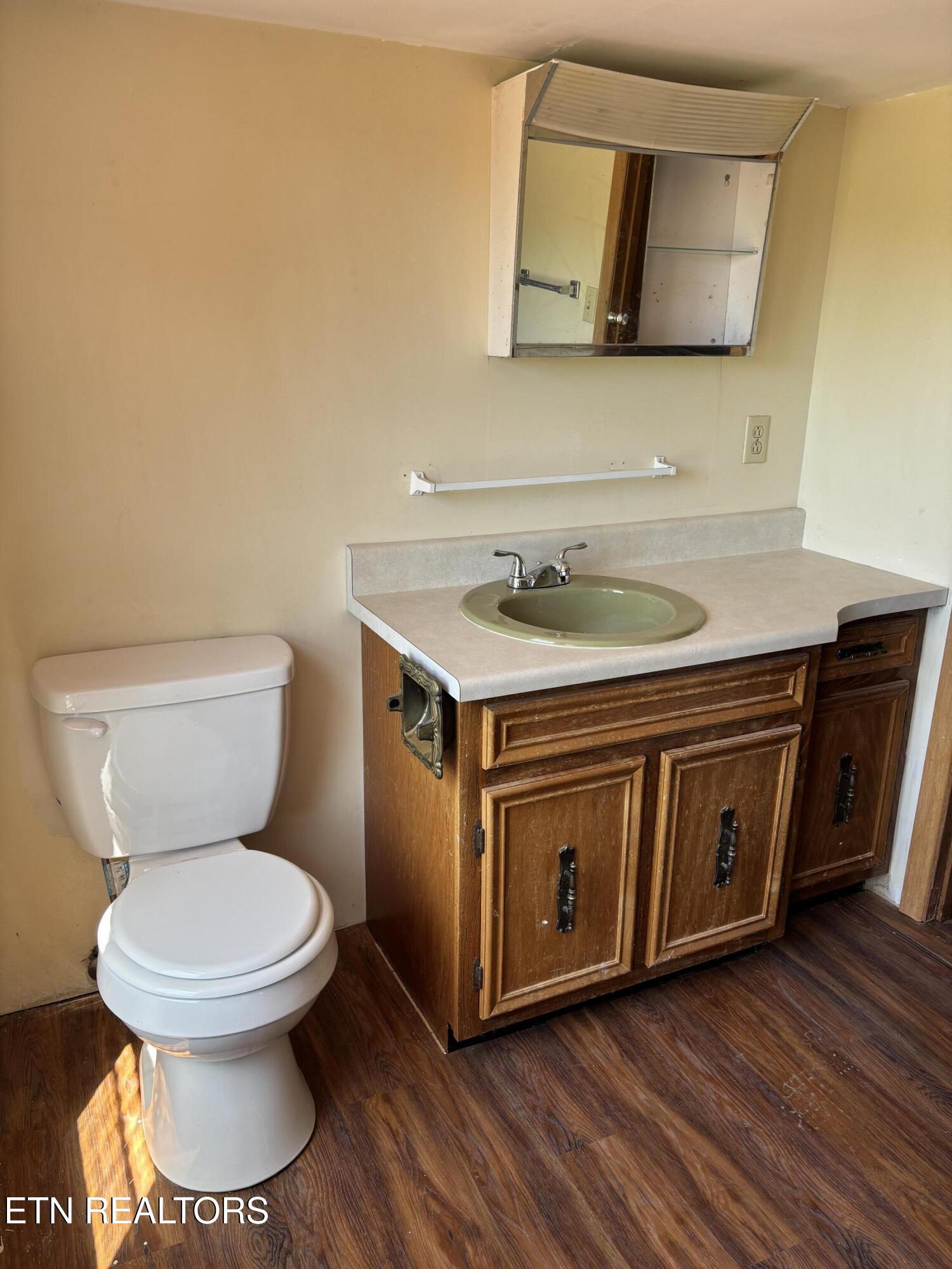 516 Thomas Road Speedwell TN 37870