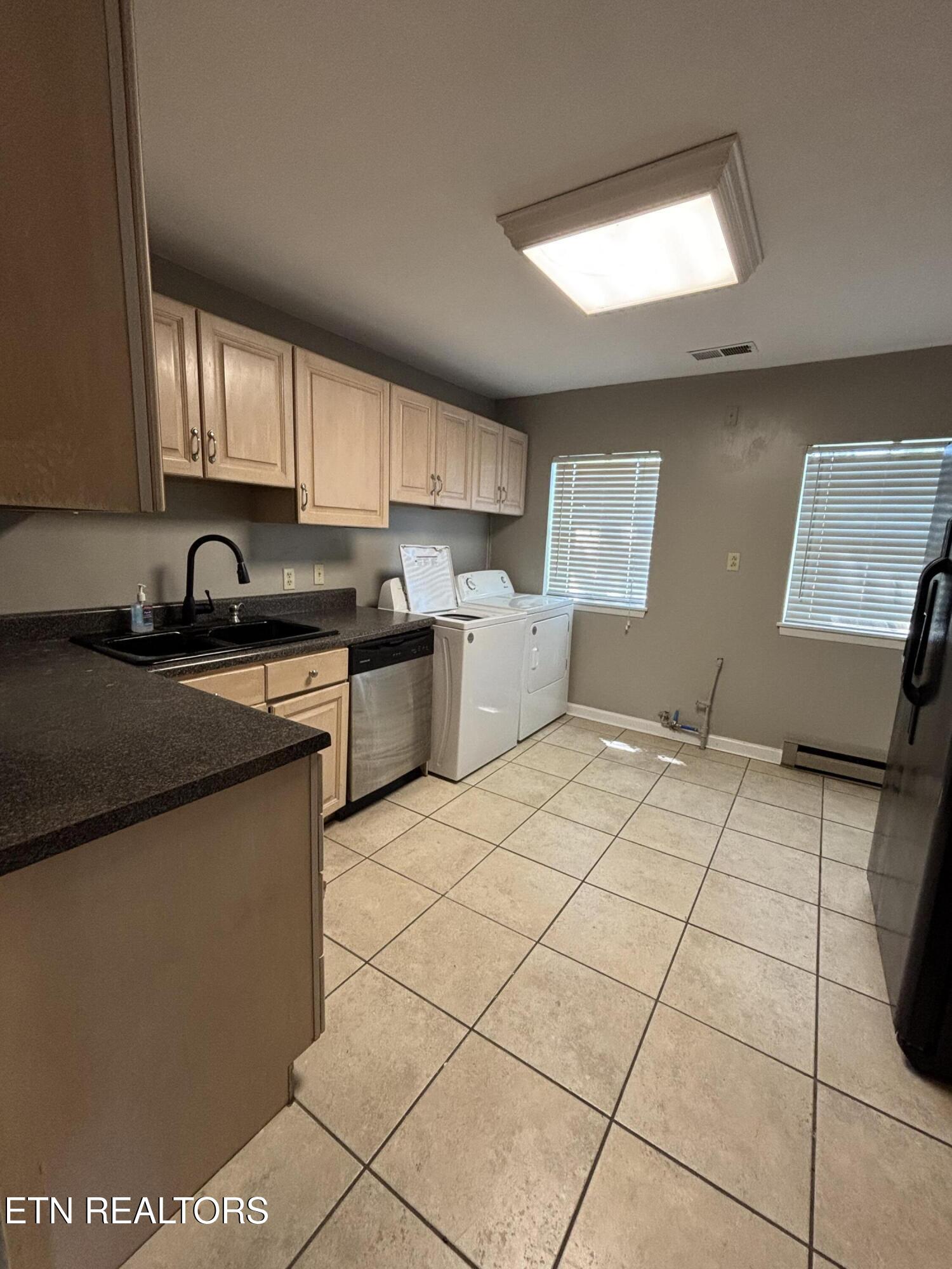 516 Thomas Road Speedwell TN 37870