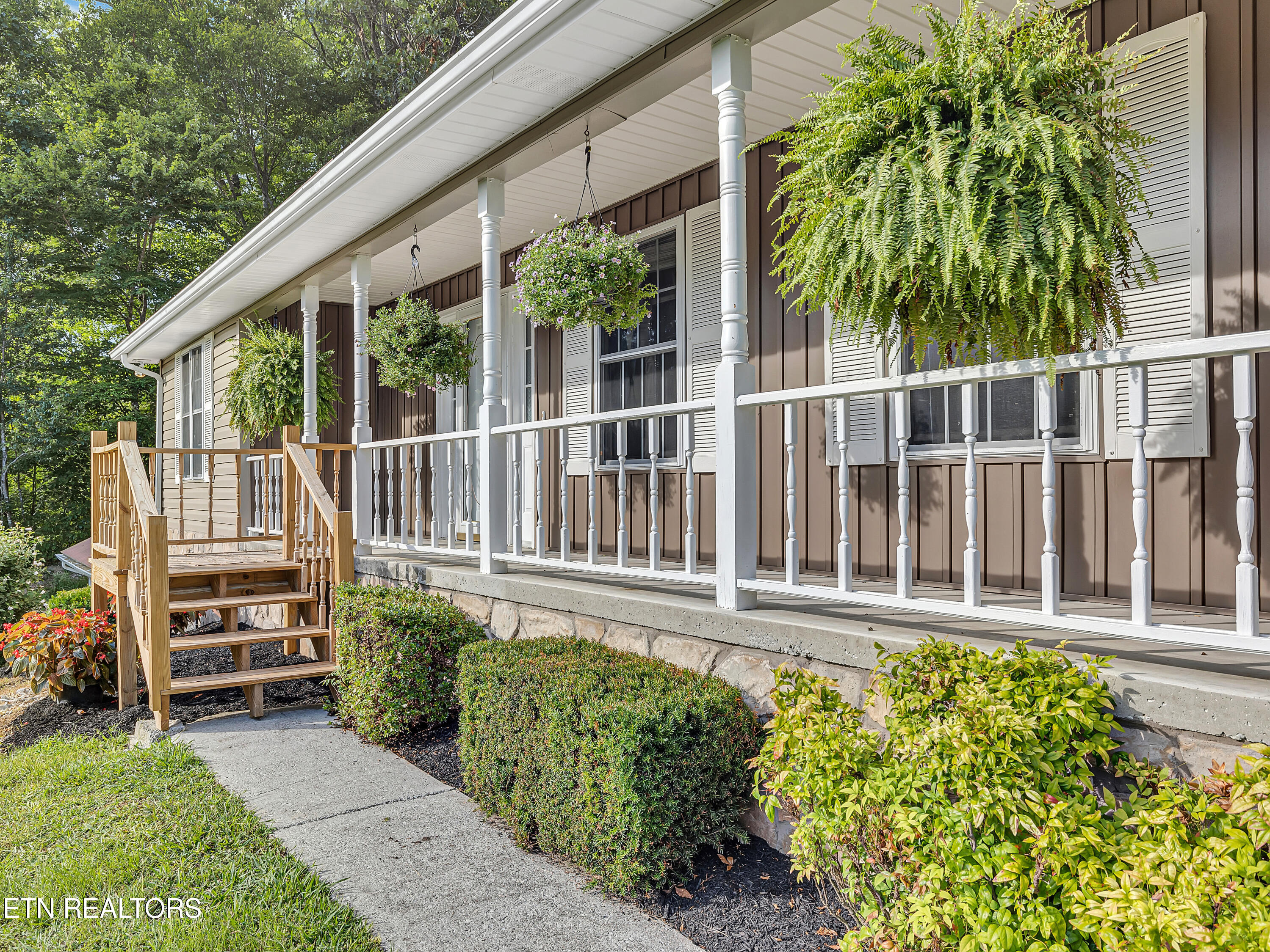290 Whitaker Hollow Road Rocky Top TN 37769