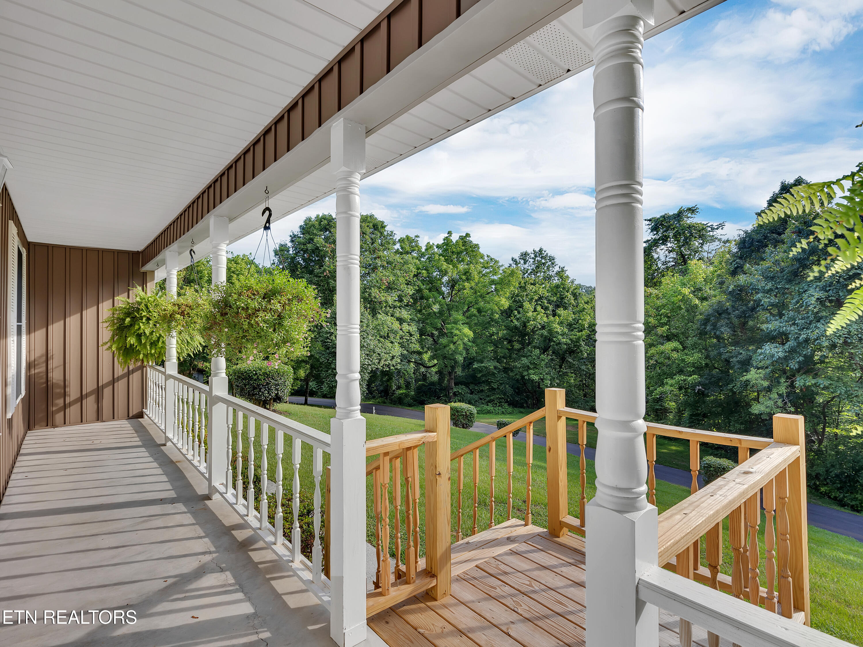 290 Whitaker Hollow Road Rocky Top TN 37769