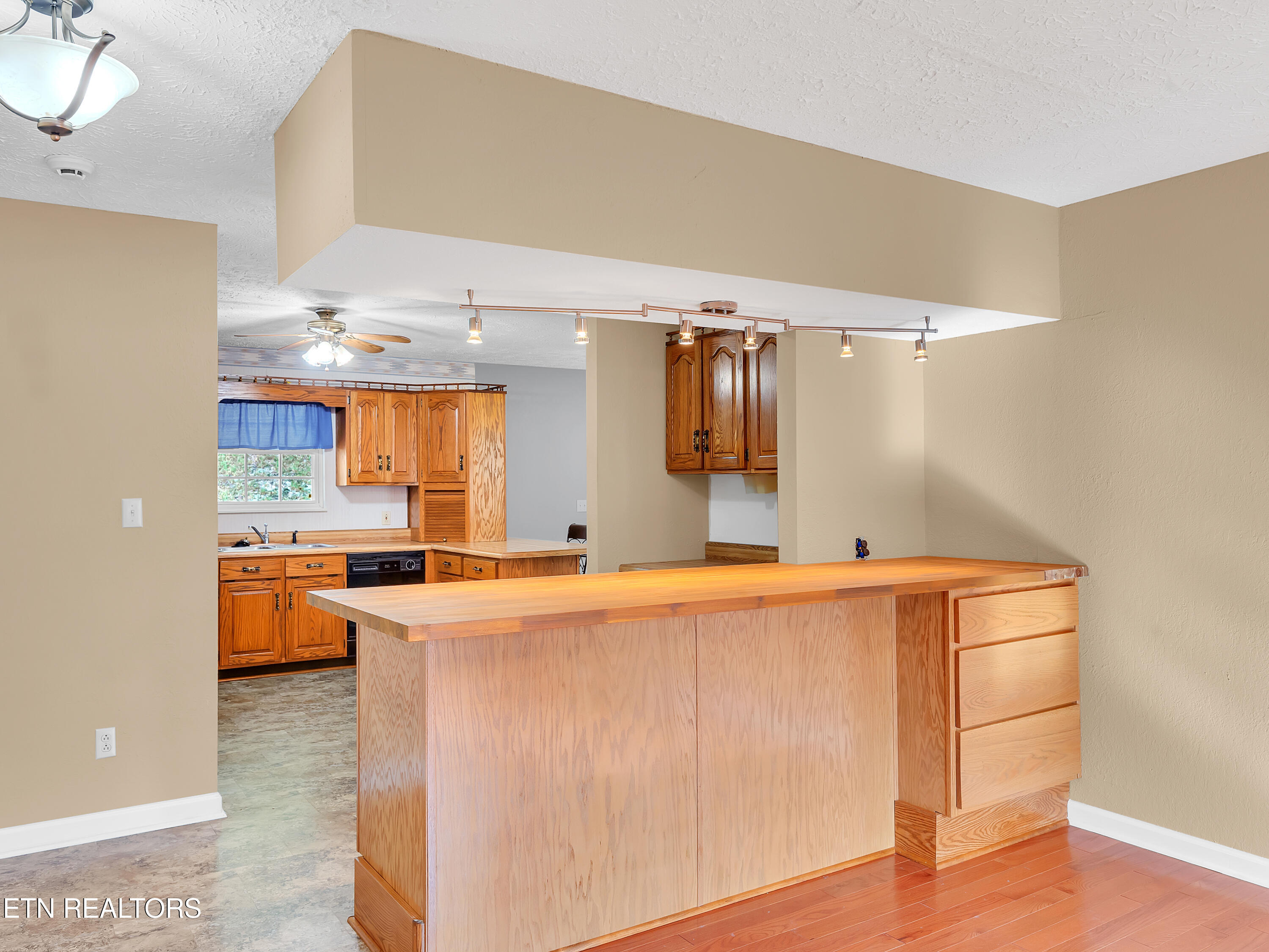 290 Whitaker Hollow Road Rocky Top TN 37769