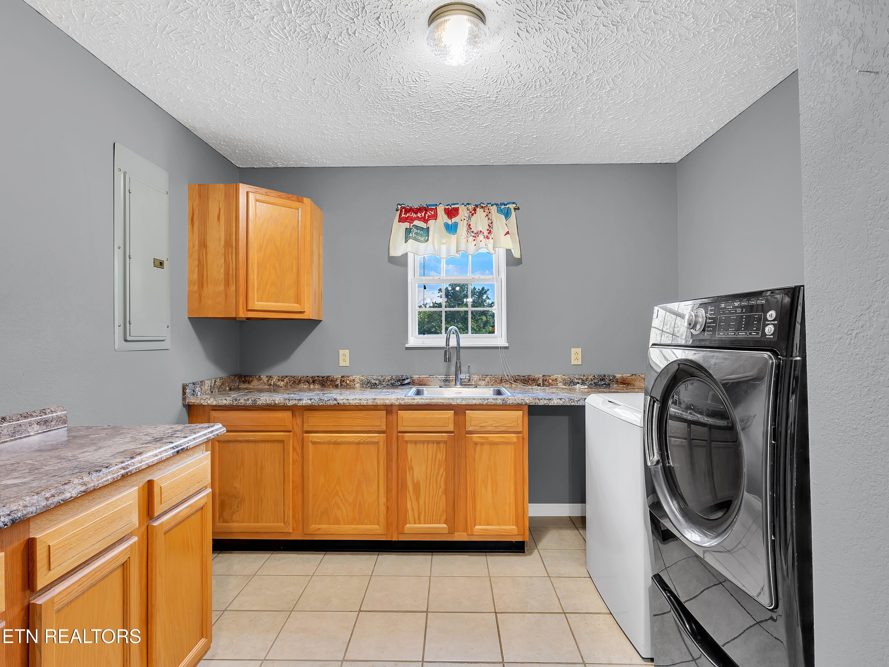 290 Whitaker Hollow Road Rocky Top TN 37769