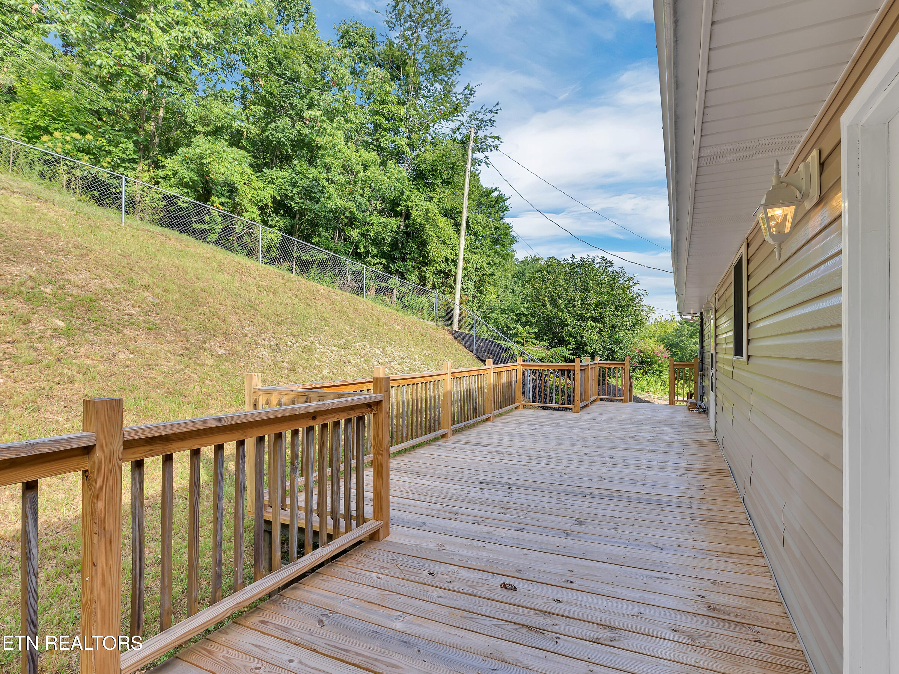 290 Whitaker Hollow Road Rocky Top TN 37769