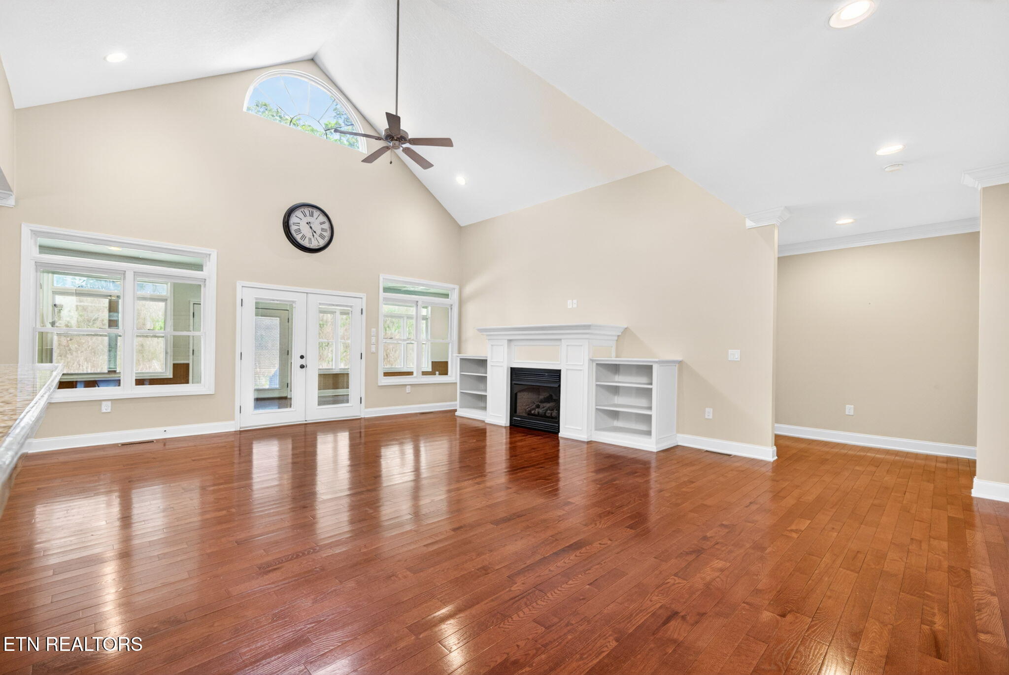 371 Pin Oak Drive Rockwood TN 37854