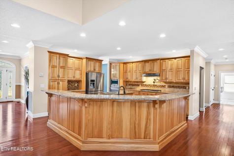 371 Pin Oak Drive Rockwood TN 37854