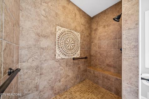 371 Pin Oak Drive Rockwood TN 37854