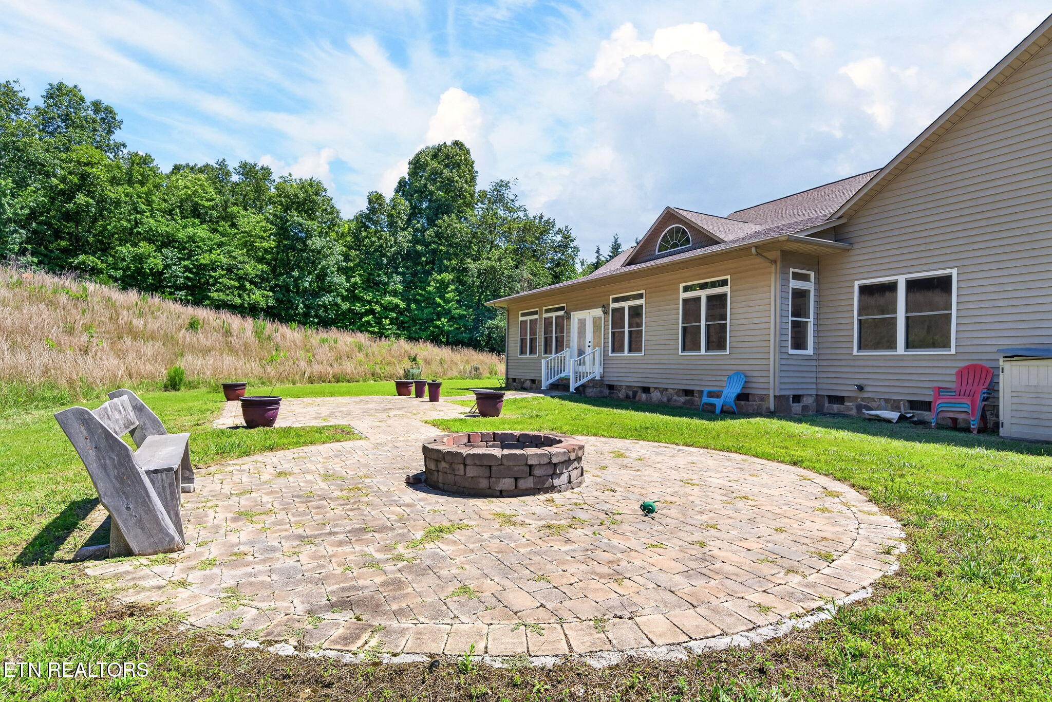 371 Pin Oak Drive Rockwood TN 37854
