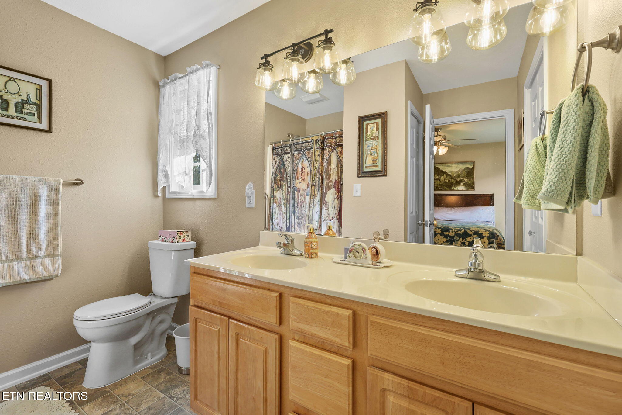 1120 Stone Creek Lane Sevierville TN 37876