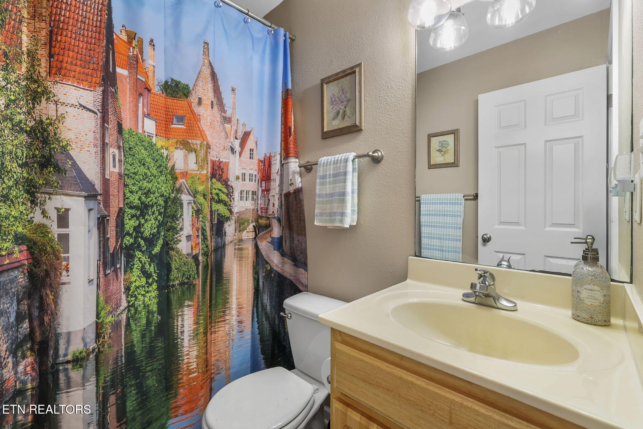 1120 Stone Creek Lane Sevierville TN 37876