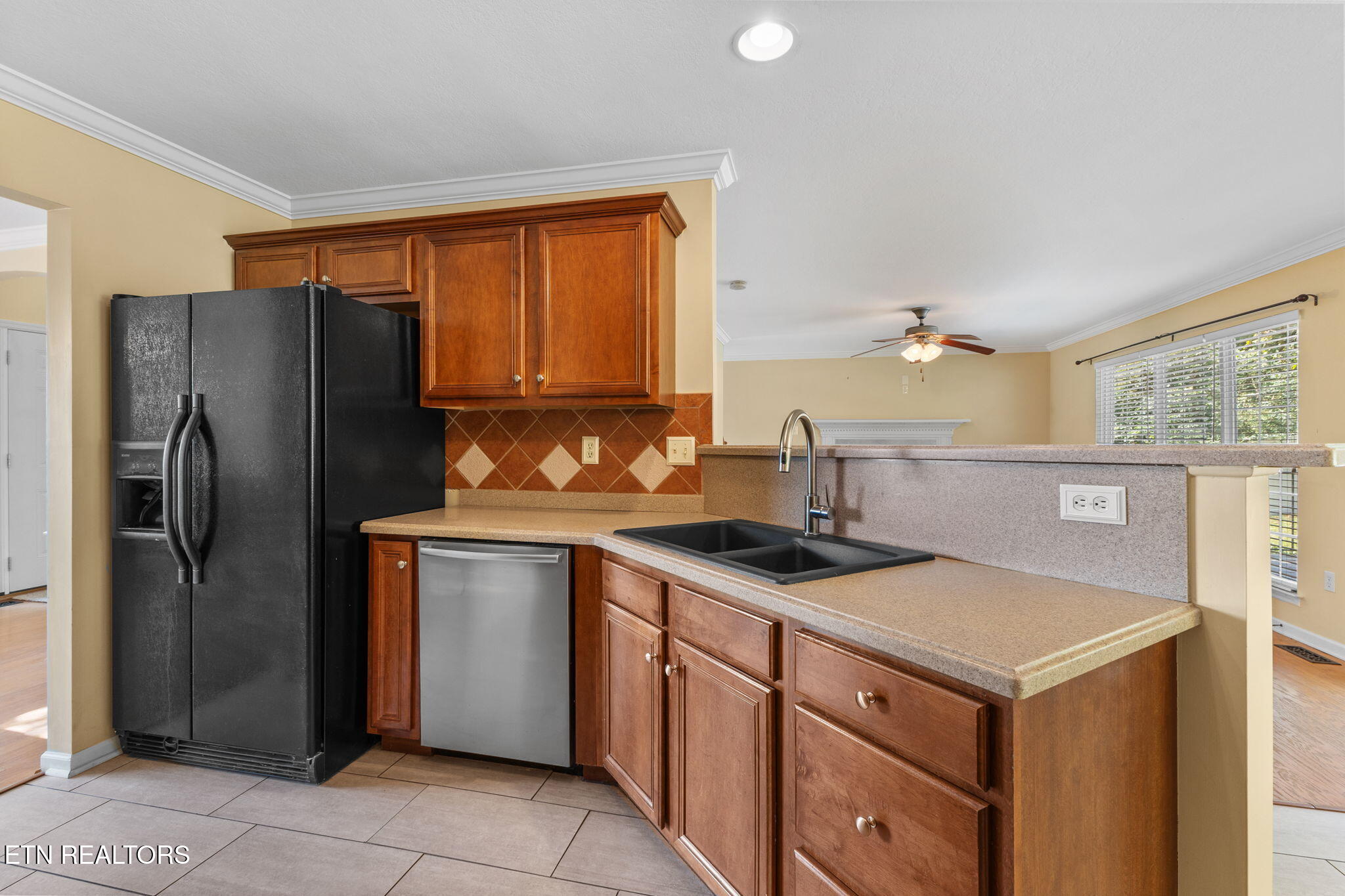 1836 Bombay Lane Knoxville TN 37932