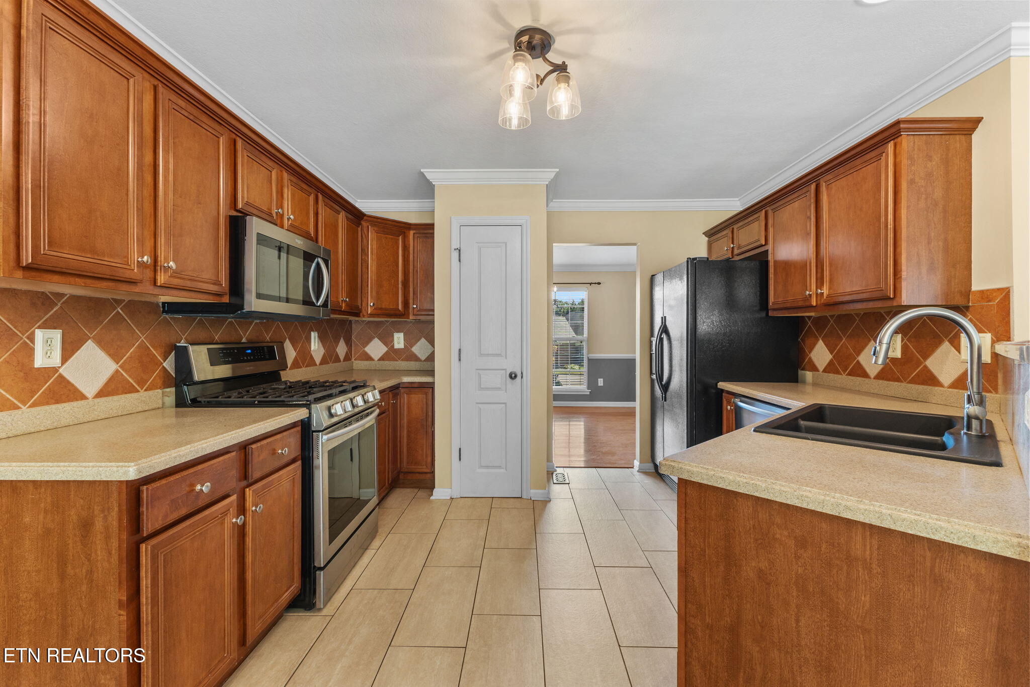 1836 Bombay Lane Knoxville TN 37932