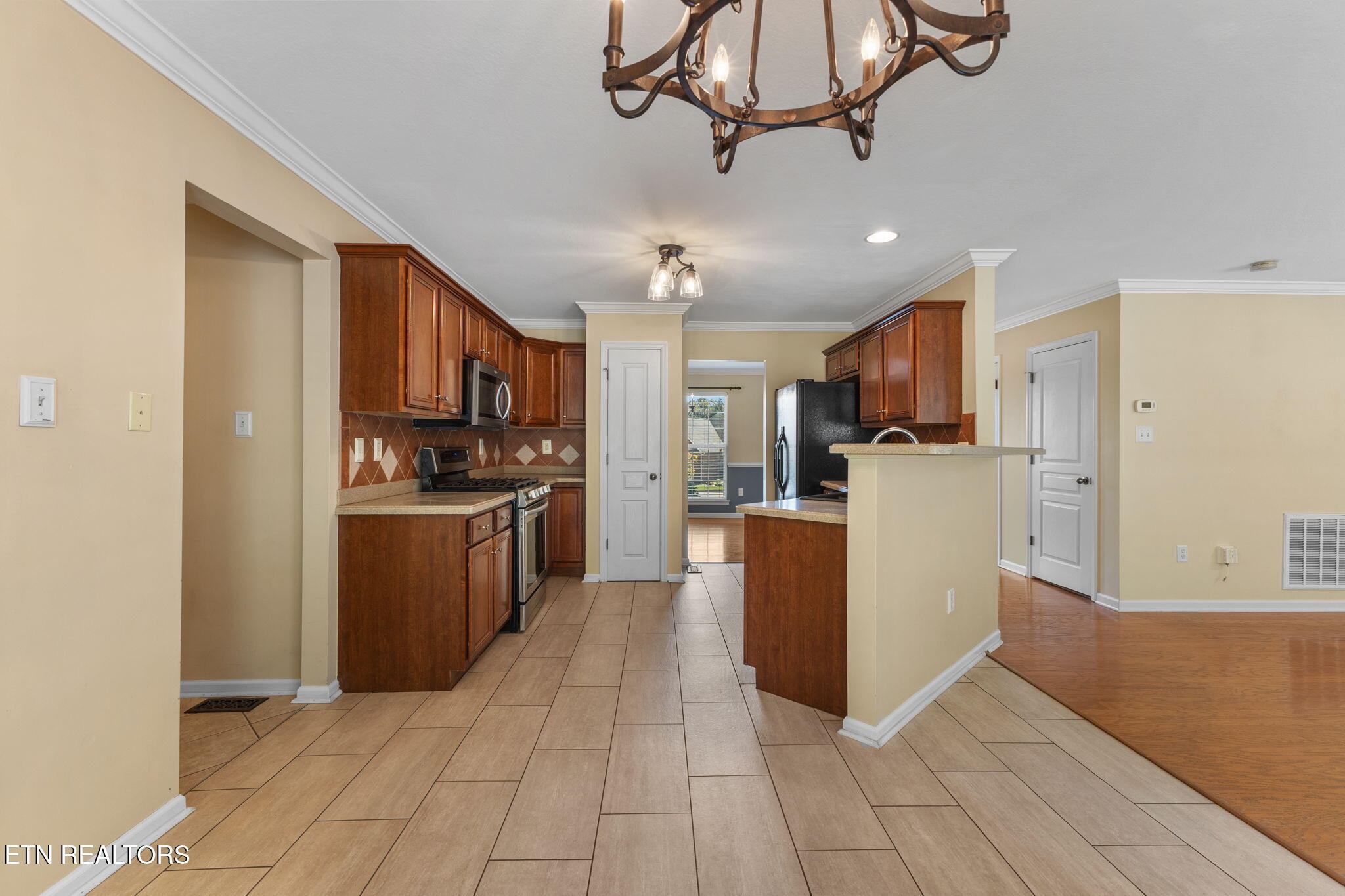 1836 Bombay Lane Knoxville TN 37932