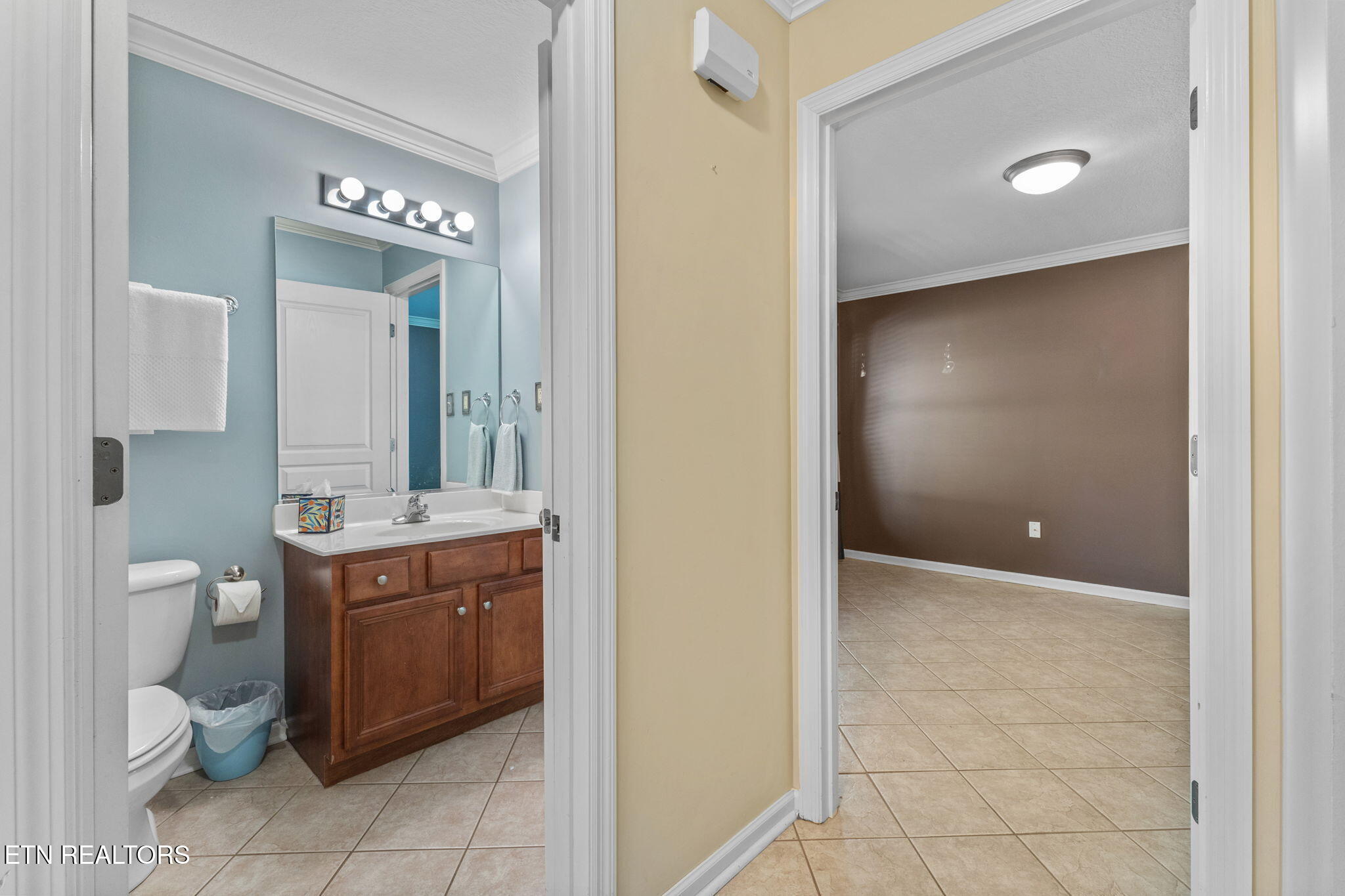 1836 Bombay Lane Knoxville TN 37932