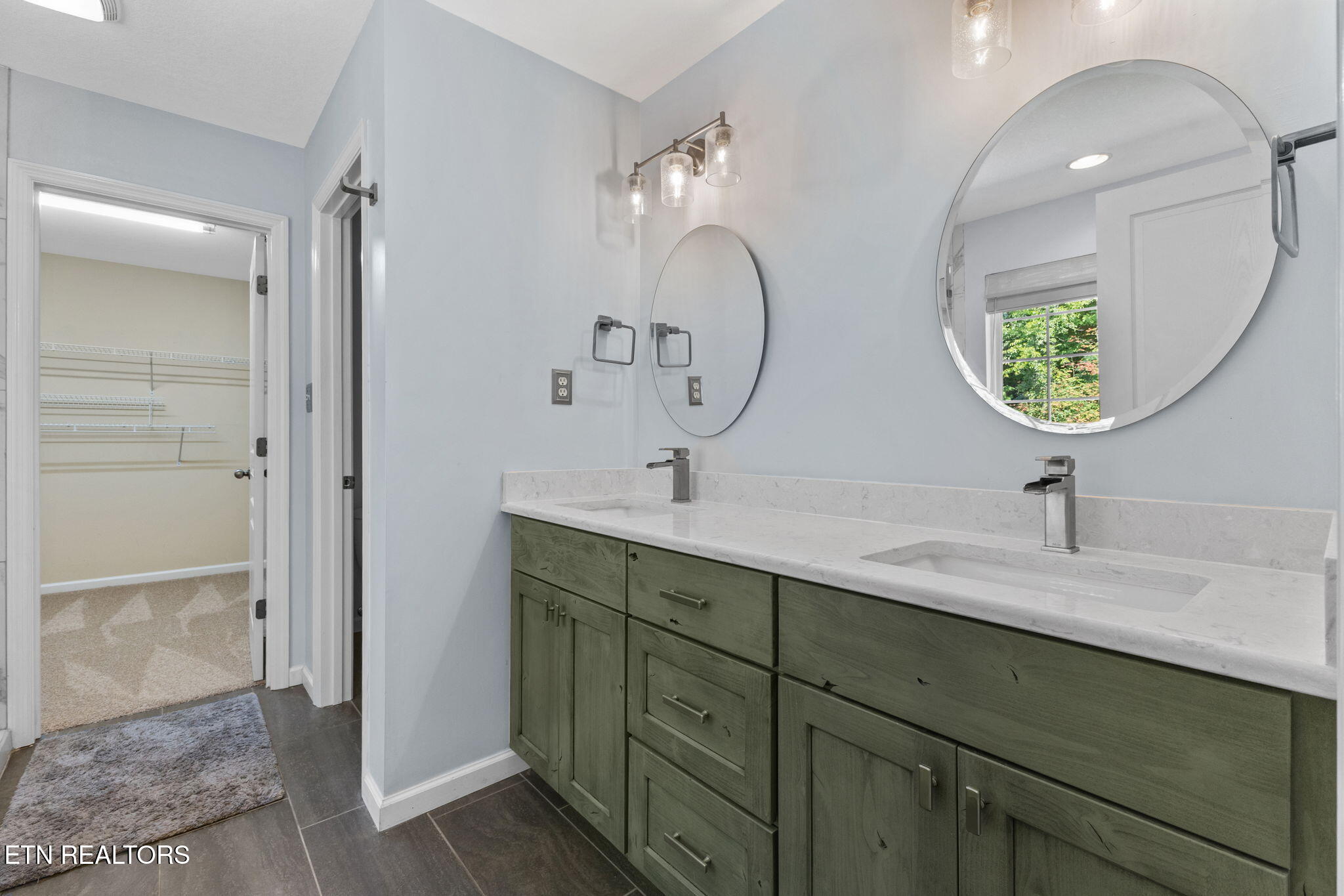 1836 Bombay Lane Knoxville TN 37932