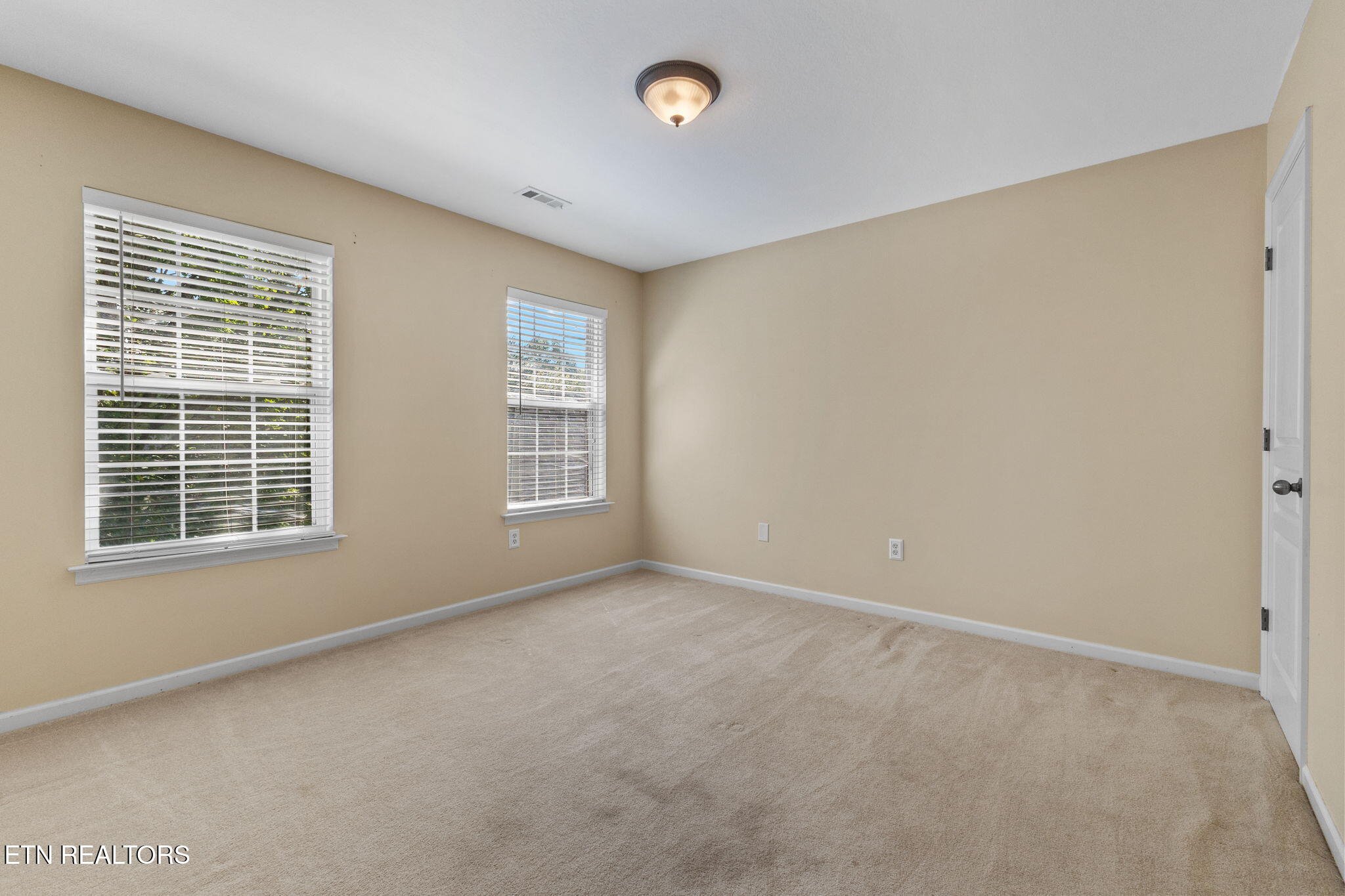 1836 Bombay Lane Knoxville TN 37932