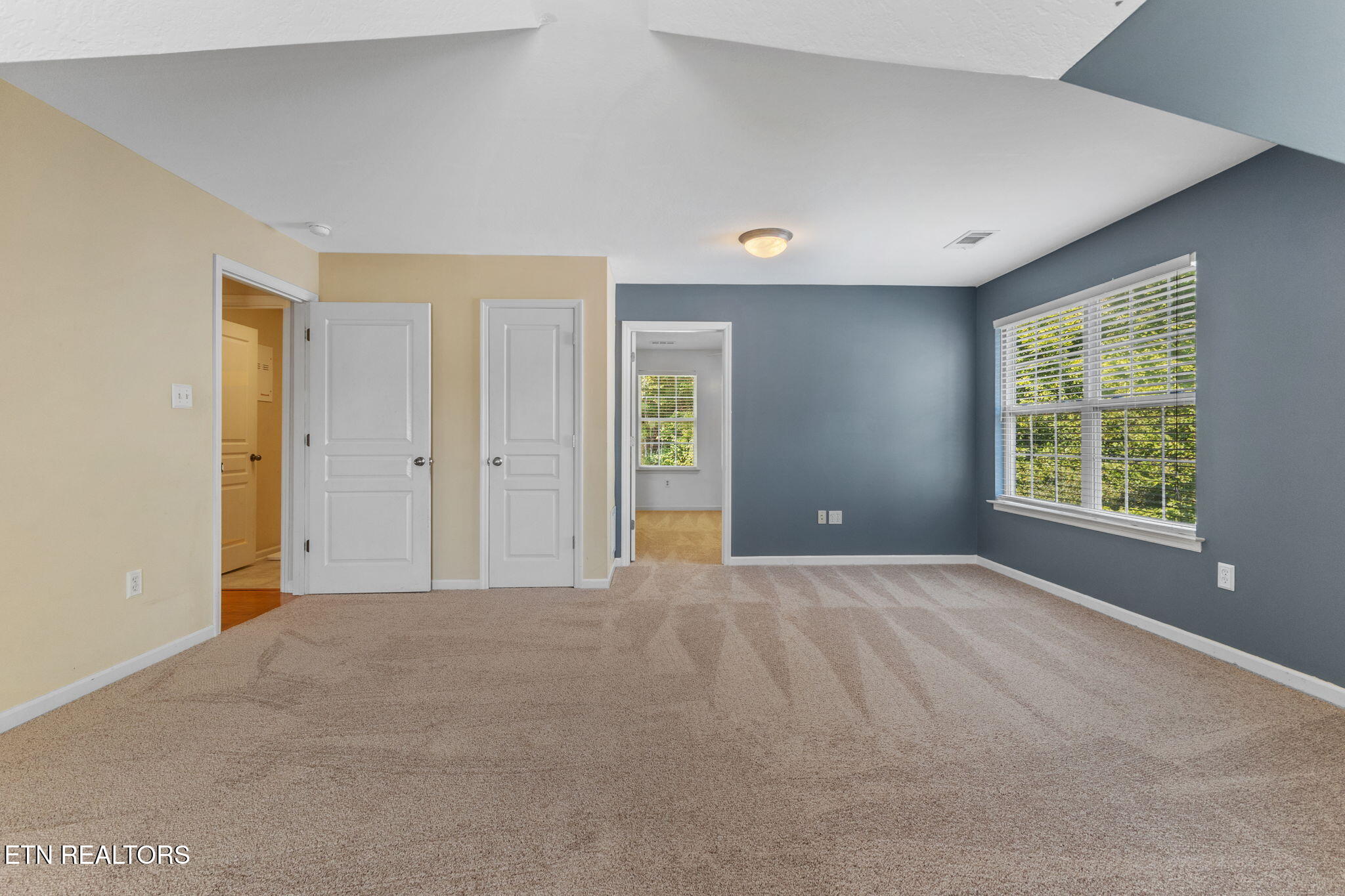 1836 Bombay Lane Knoxville TN 37932