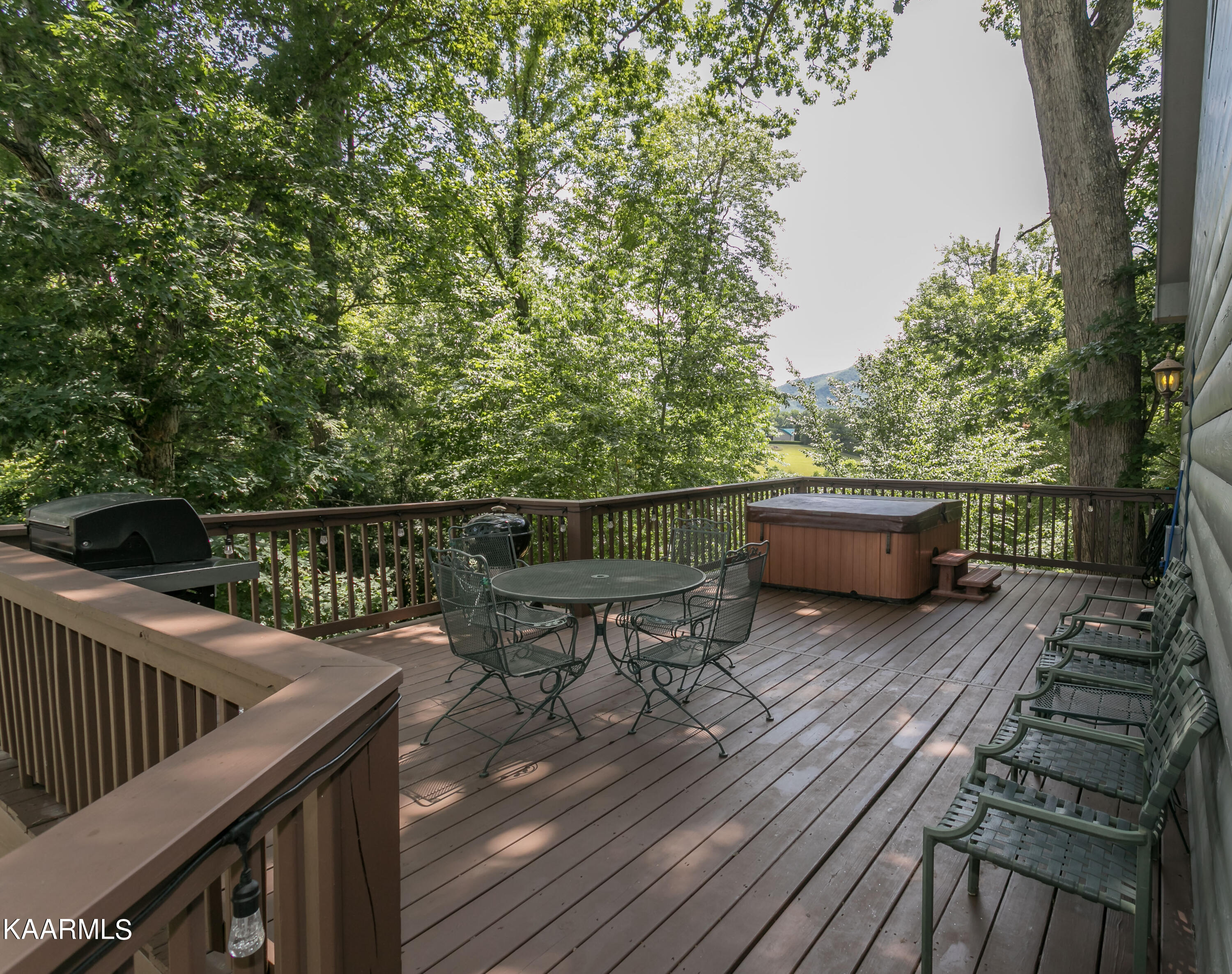 3390 Robeson Road Sevierville TN 37862
