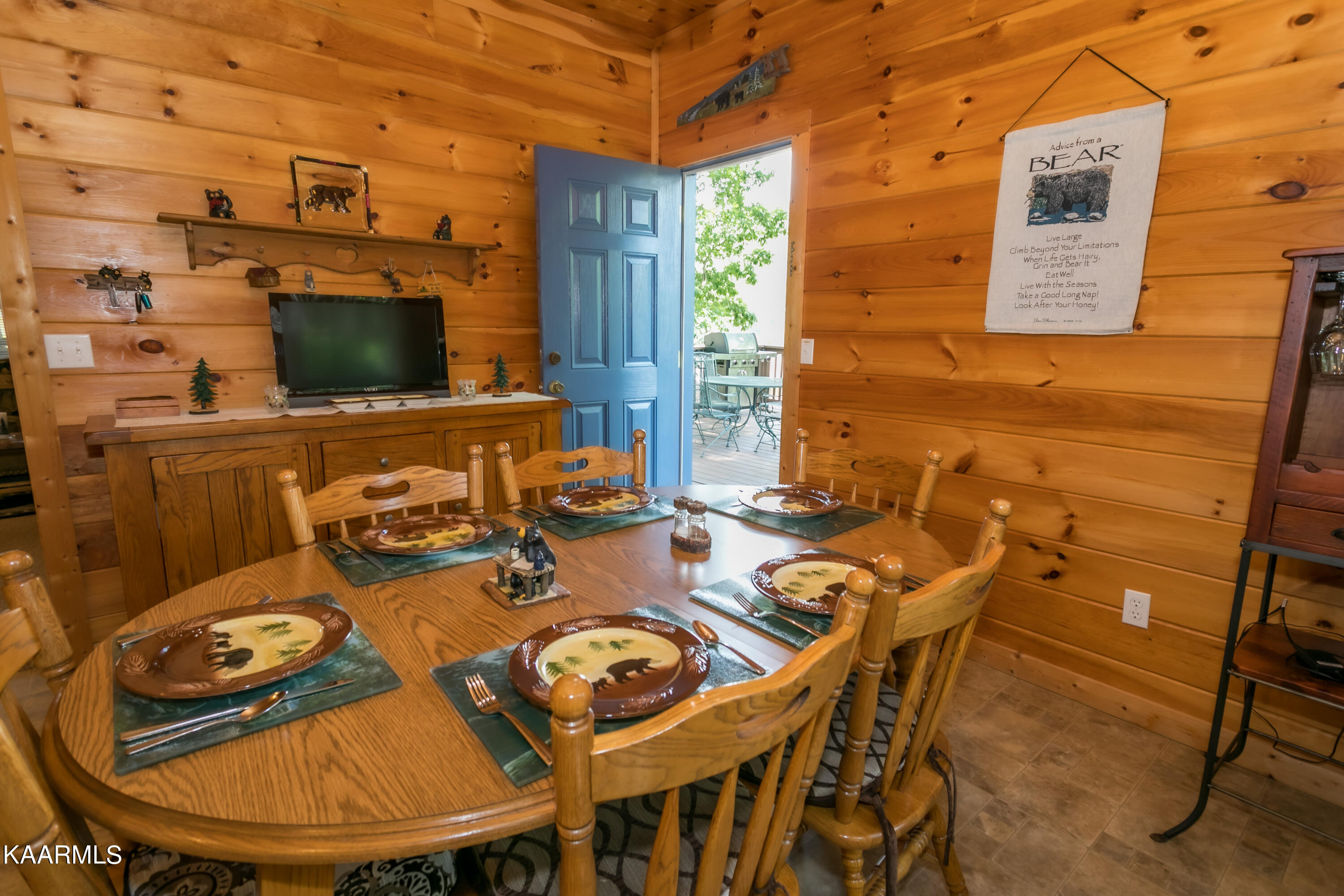 3390 Robeson Road Sevierville TN 37862
