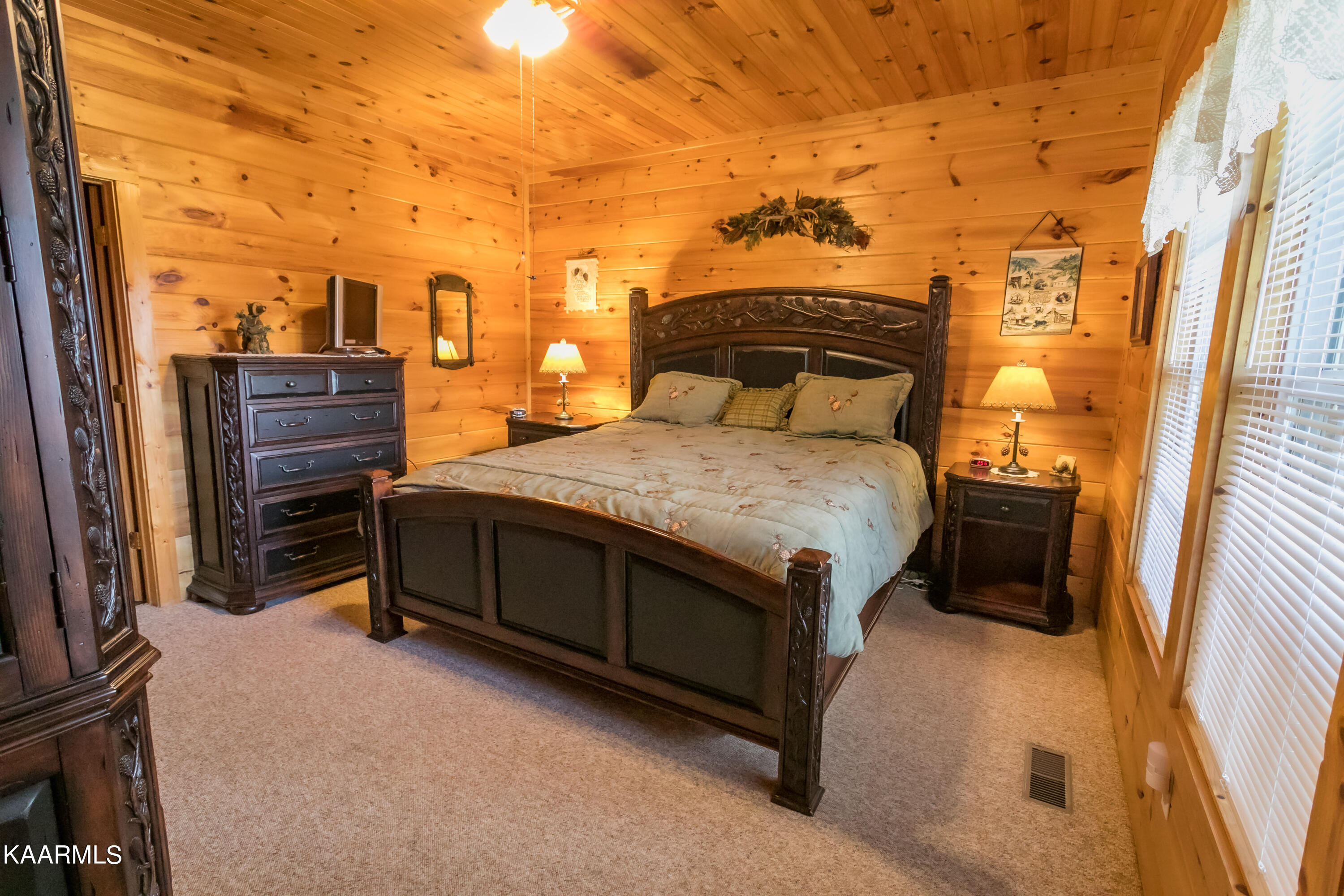 3390 Robeson Road Sevierville TN 37862