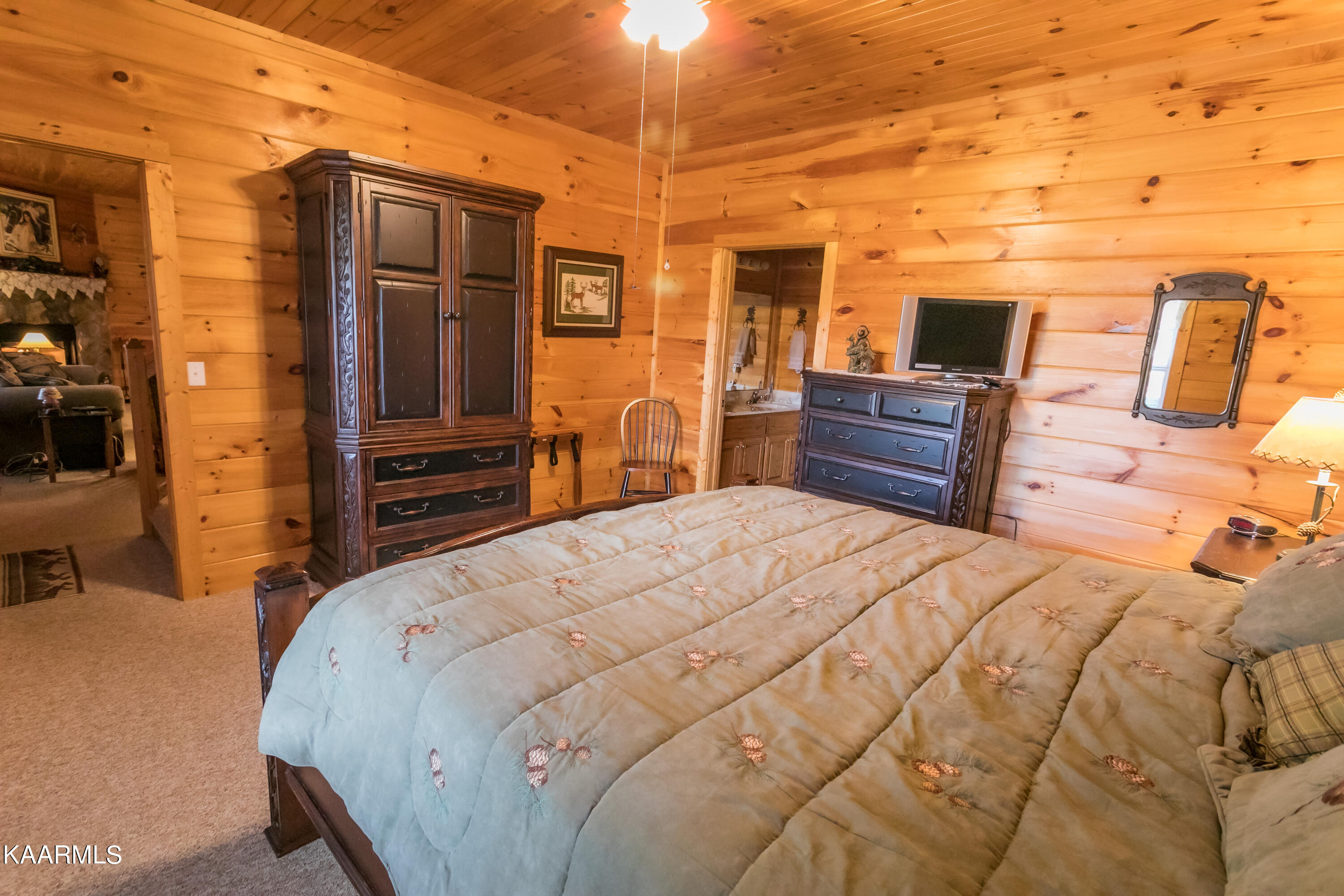 3390 Robeson Road Sevierville TN 37862