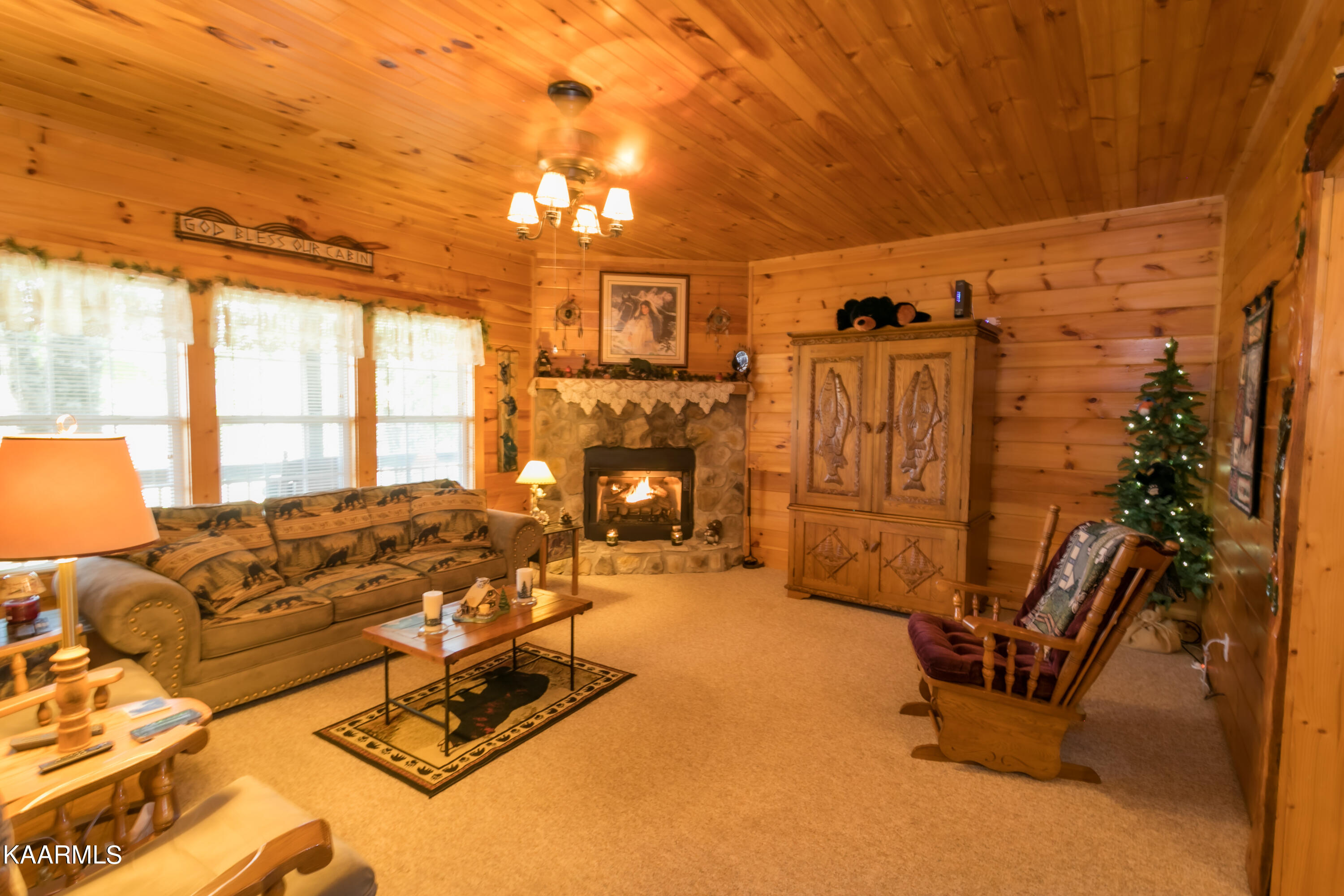 3390 Robeson Road Sevierville TN 37862