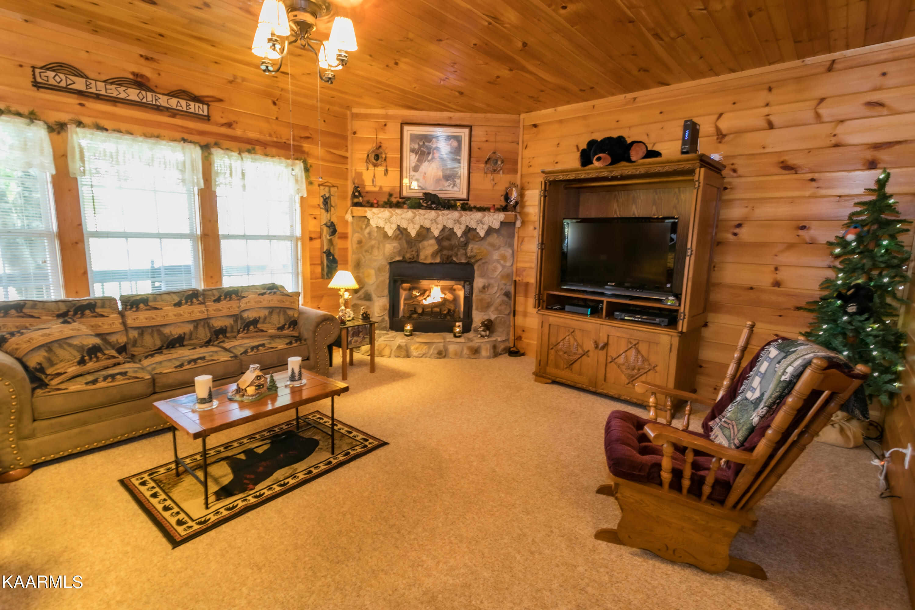 3390 Robeson Road Sevierville TN 37862