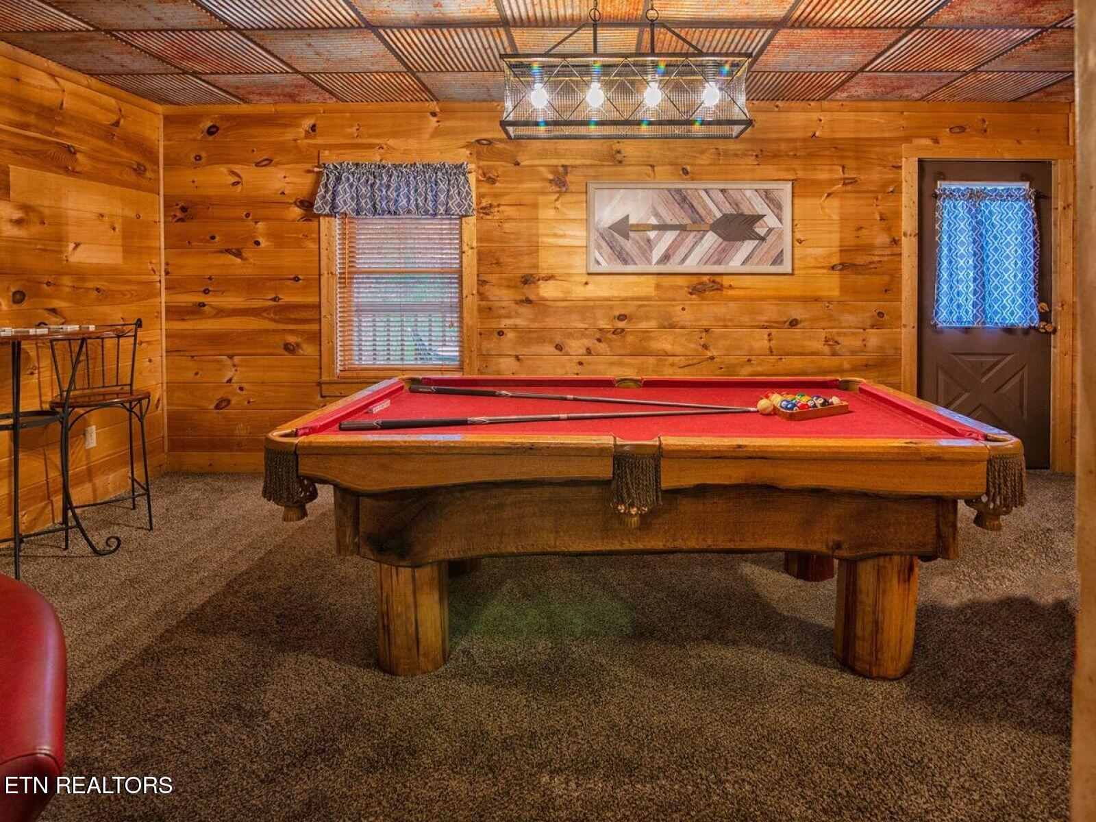 711 Black Hawk Way Pigeon Forge TN 37863