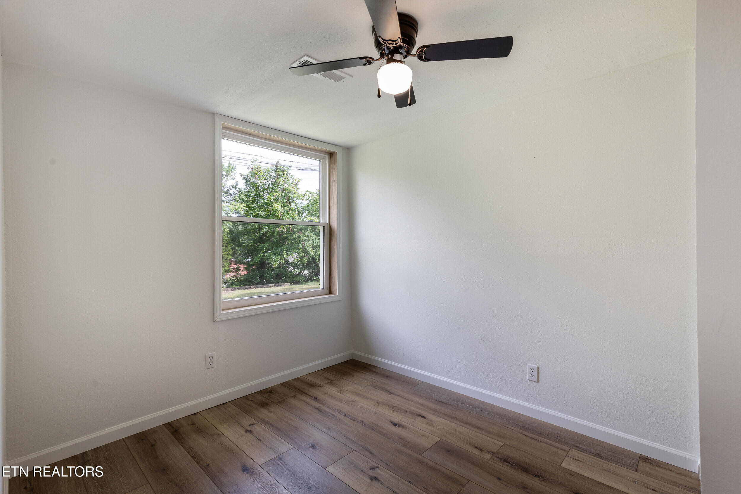 210 Conifer Trail Winfield TN 37892