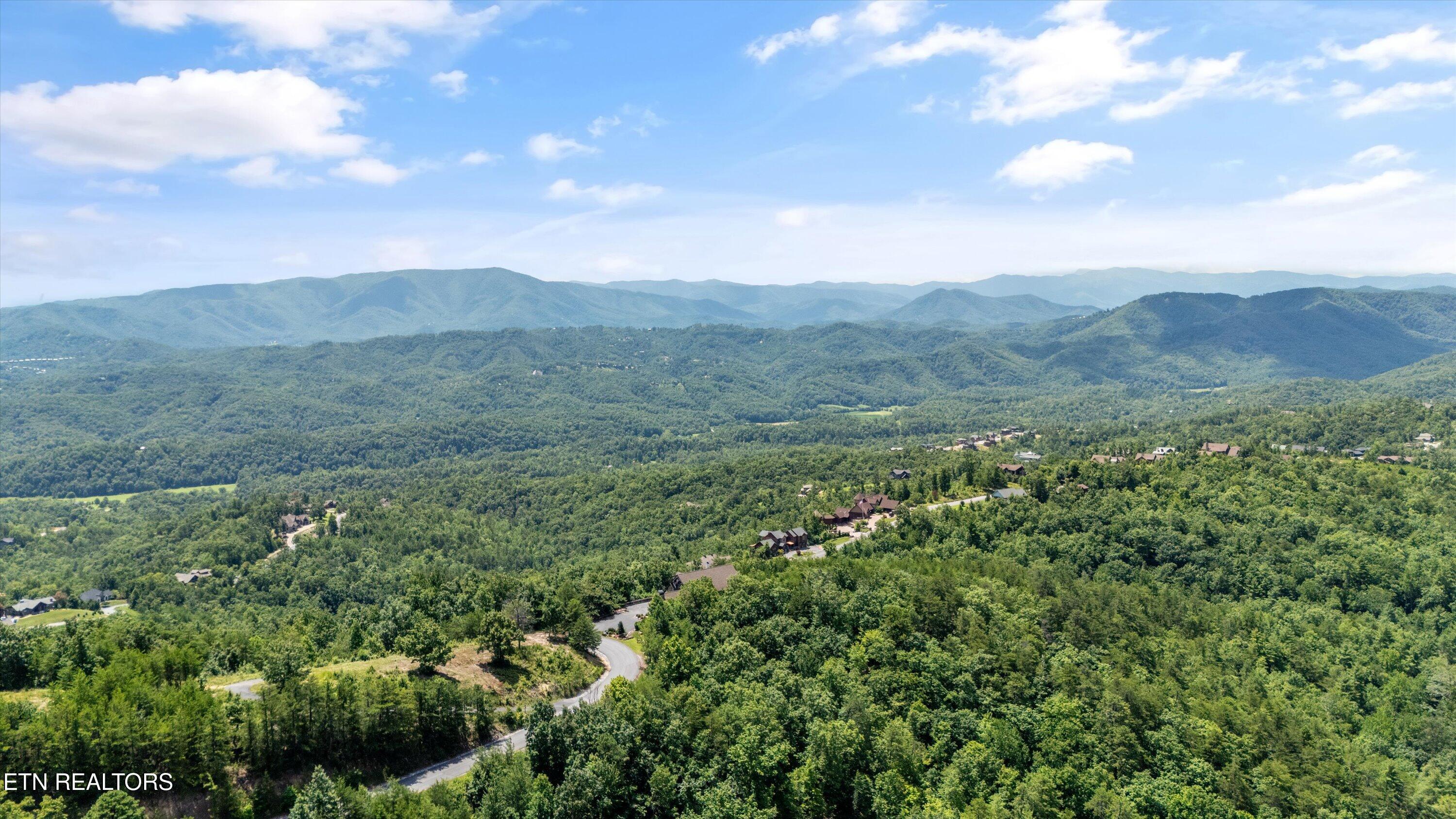 3301 Summit Trails Drive Sevierville TN 37862