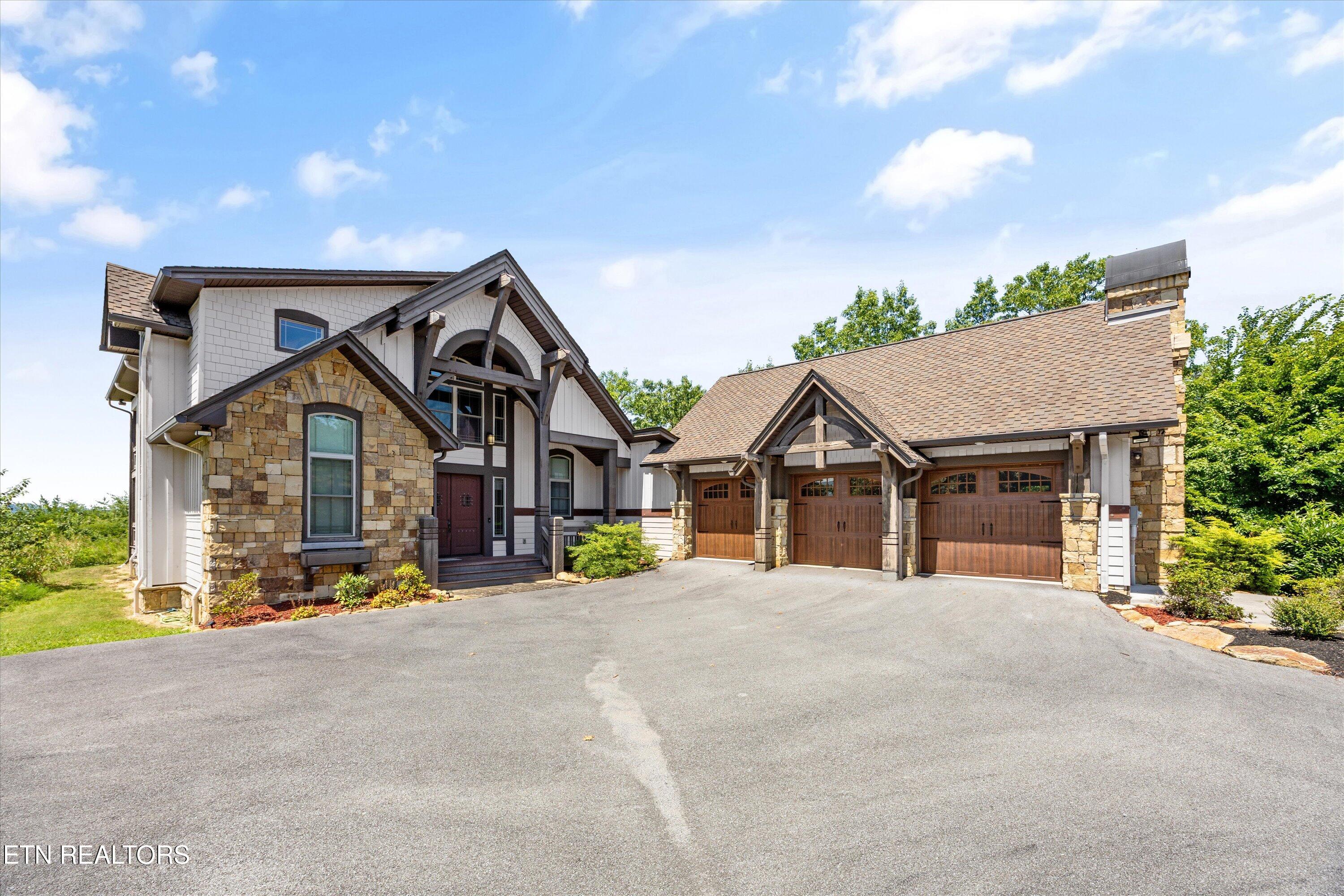 3301 Summit Trails Drive Sevierville TN 37862