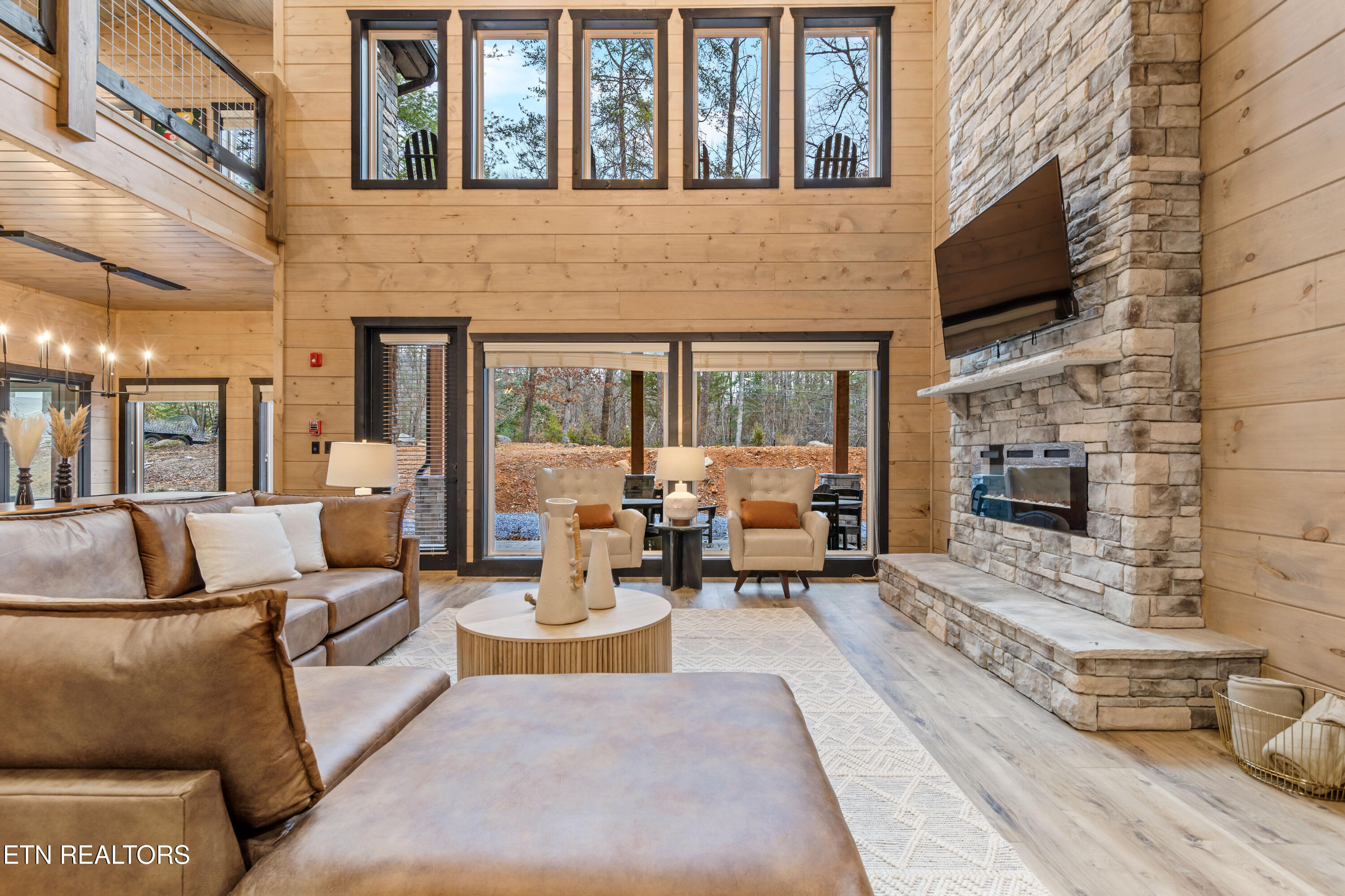 2208 Sawmill Cove Drive Sevierville TN 37862