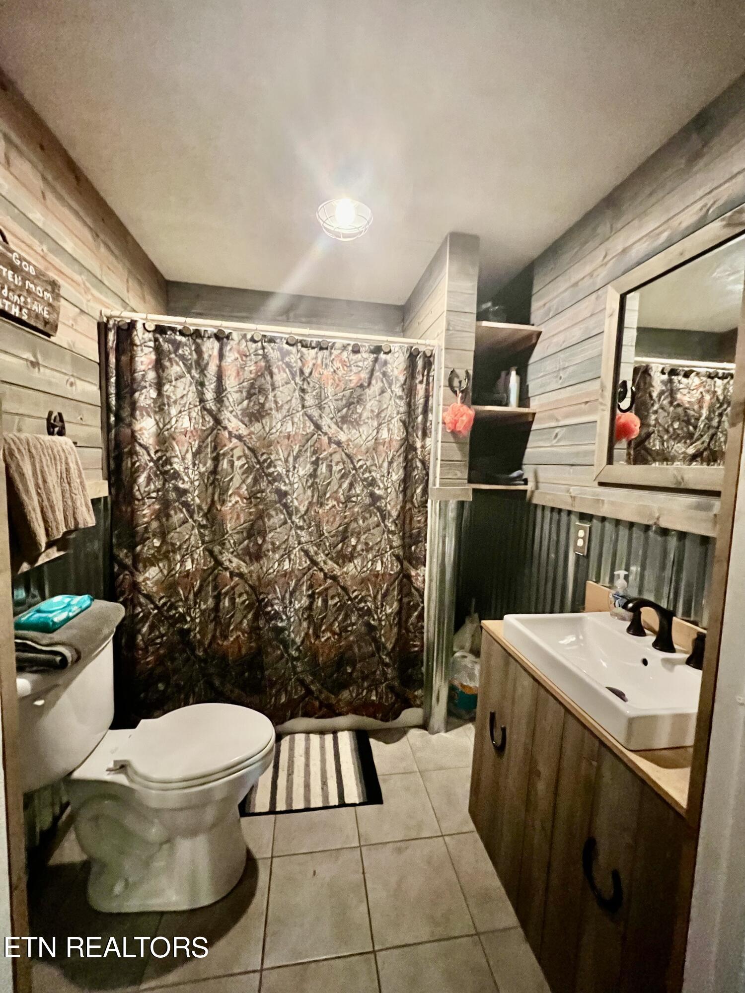 145 Temperance Lane Speedwell TN 37870