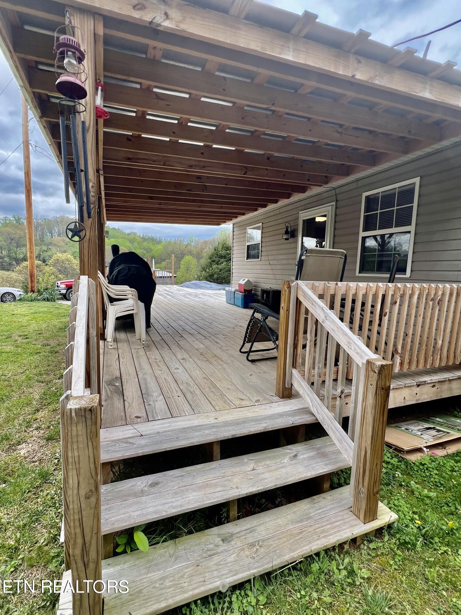 145 Temperance Lane Speedwell TN 37870