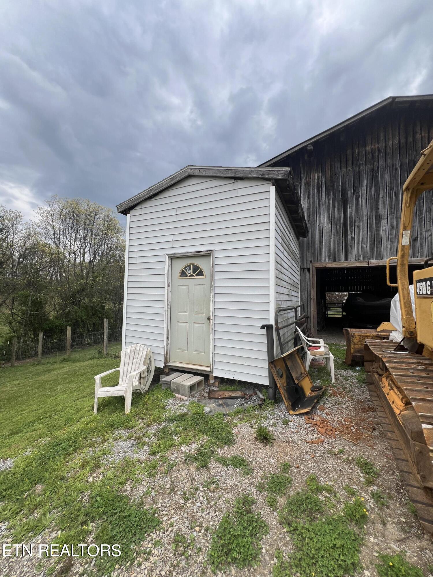 145 Temperance Lane Speedwell TN 37870