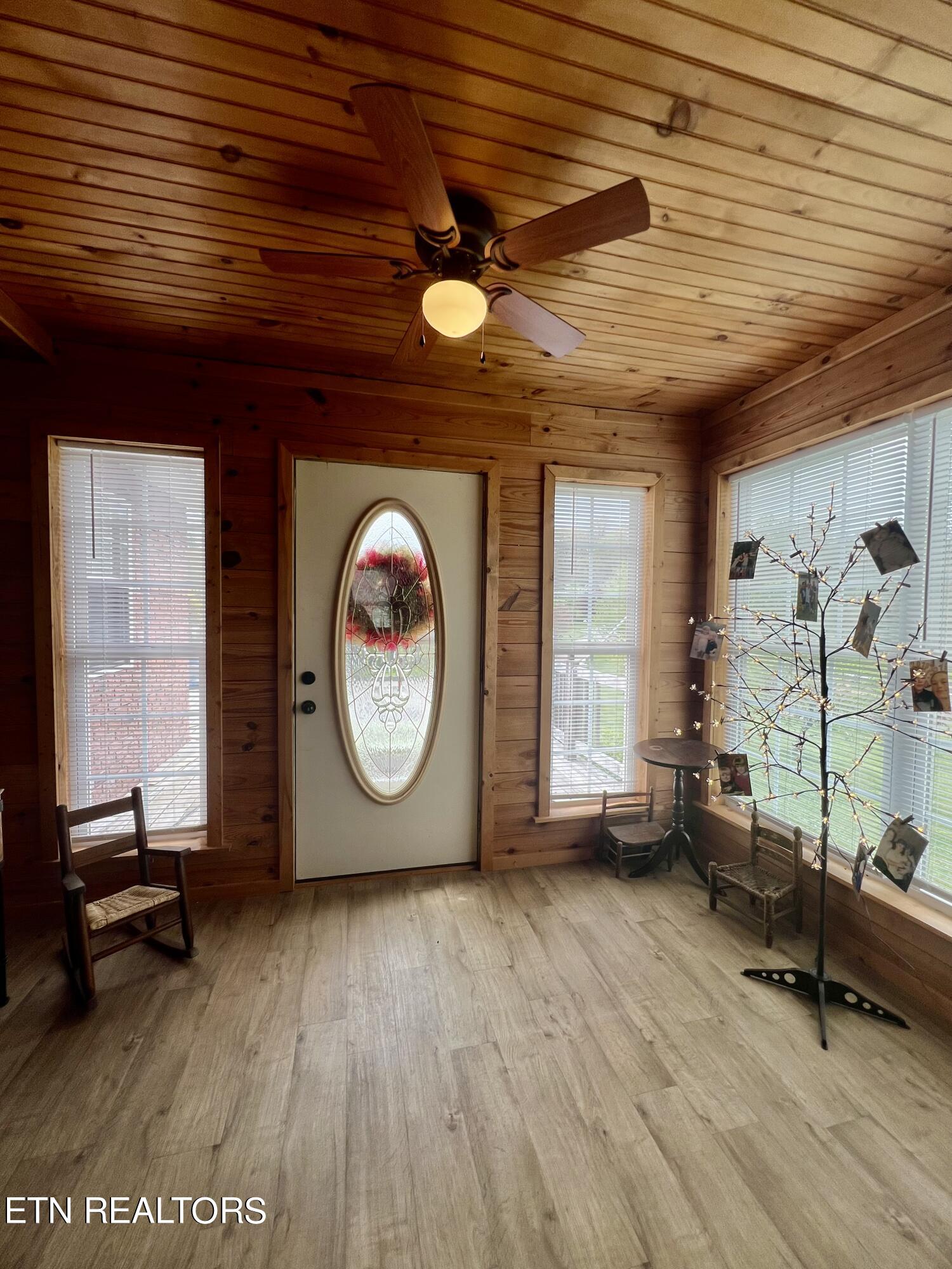 145 Temperance Lane Speedwell TN 37870