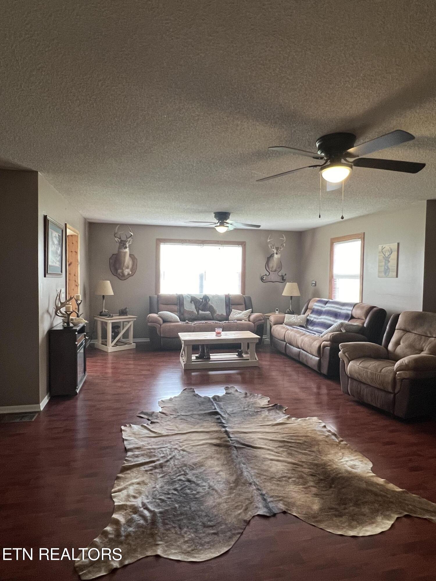 145 Temperance Lane Speedwell TN 37870