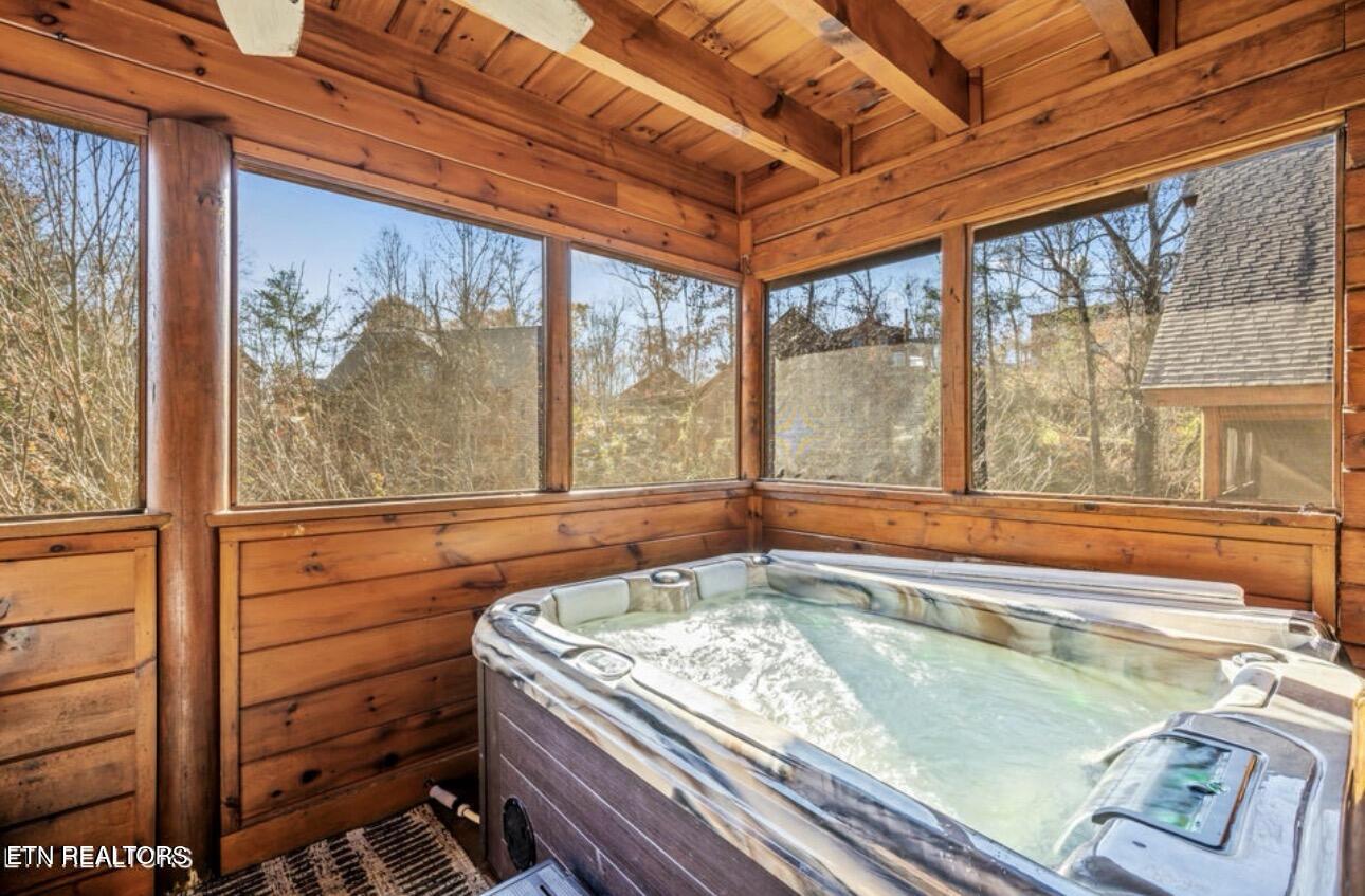 326 Big Bear Way Pigeon Forge TN 37863