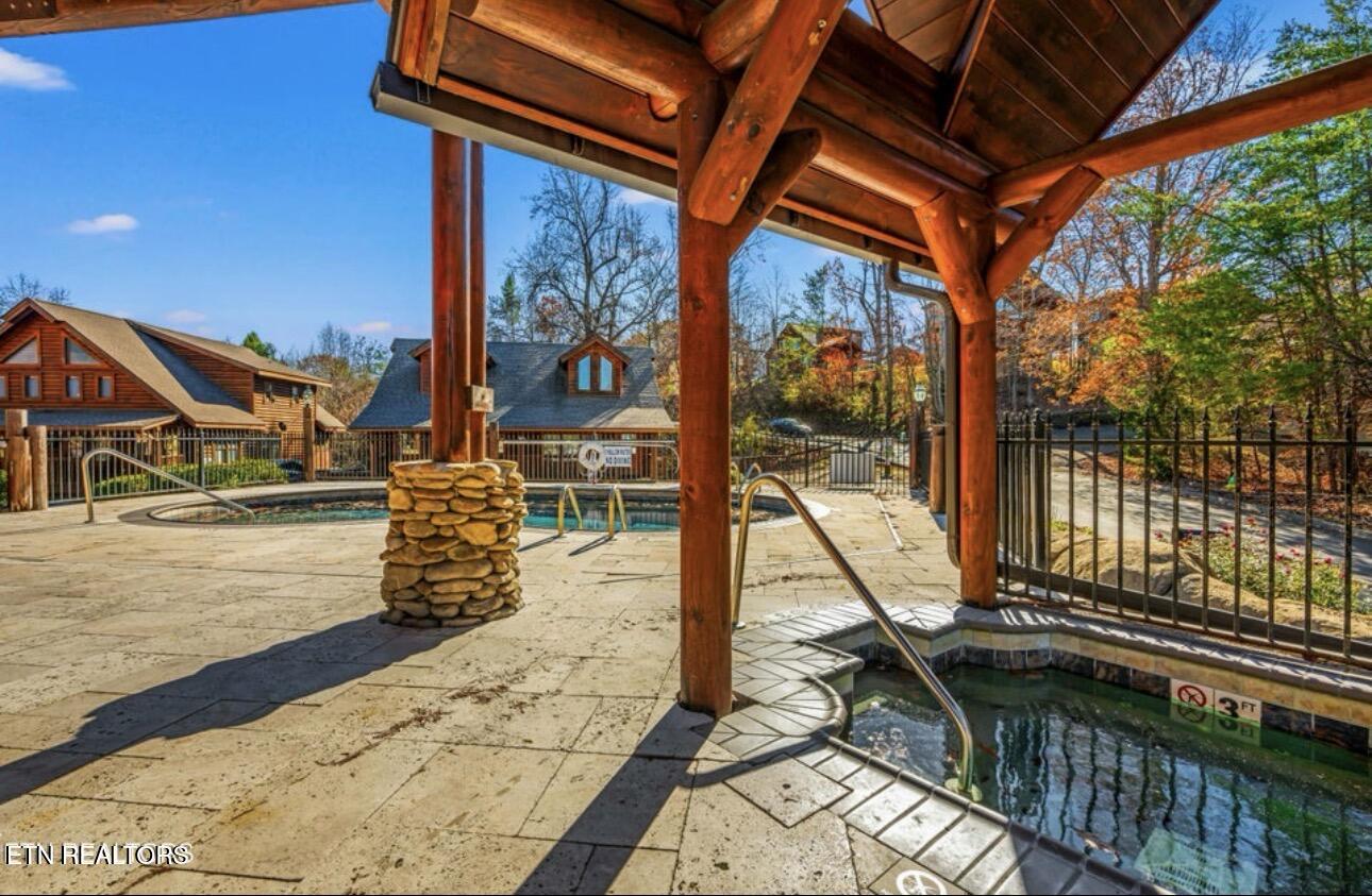 326 Big Bear Way Pigeon Forge TN 37863