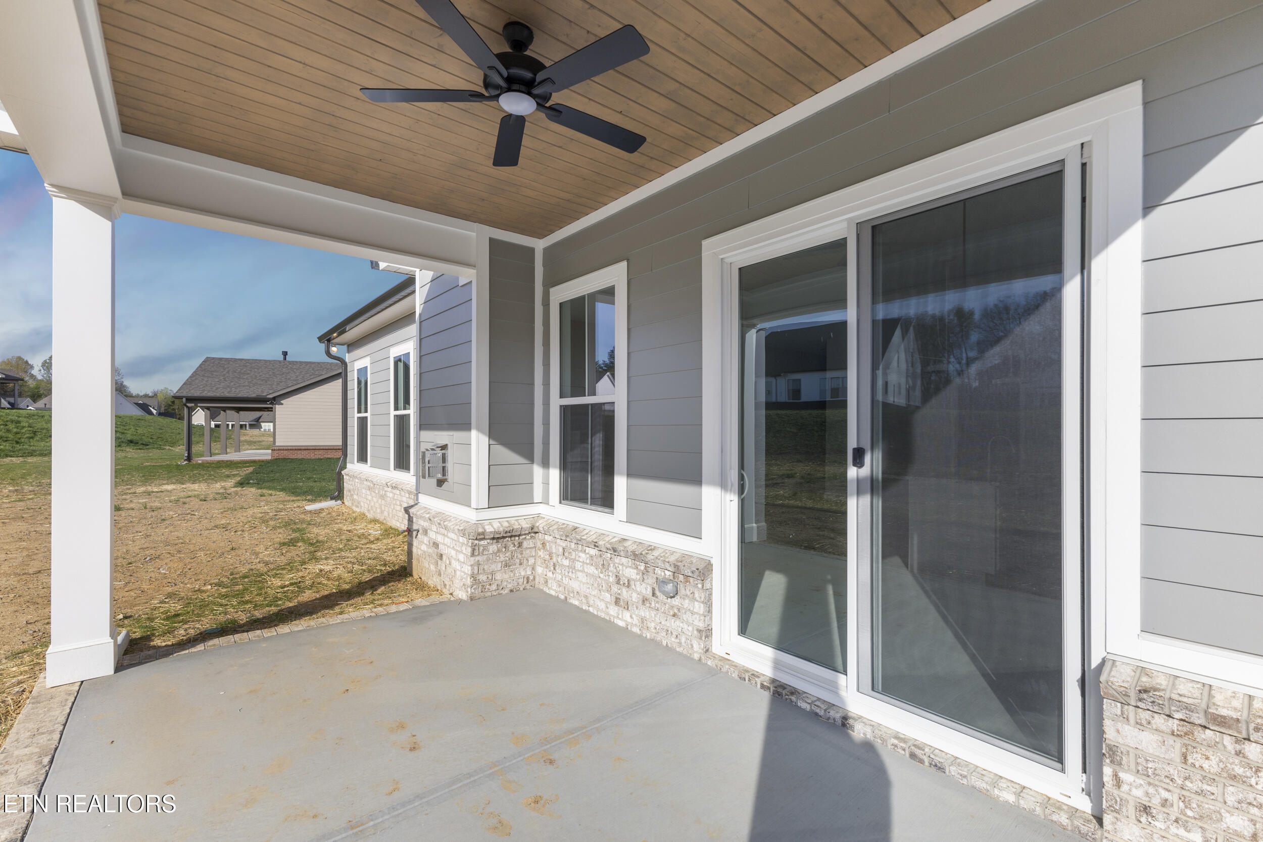 348 Poppy Place Lenoir City TN 37772