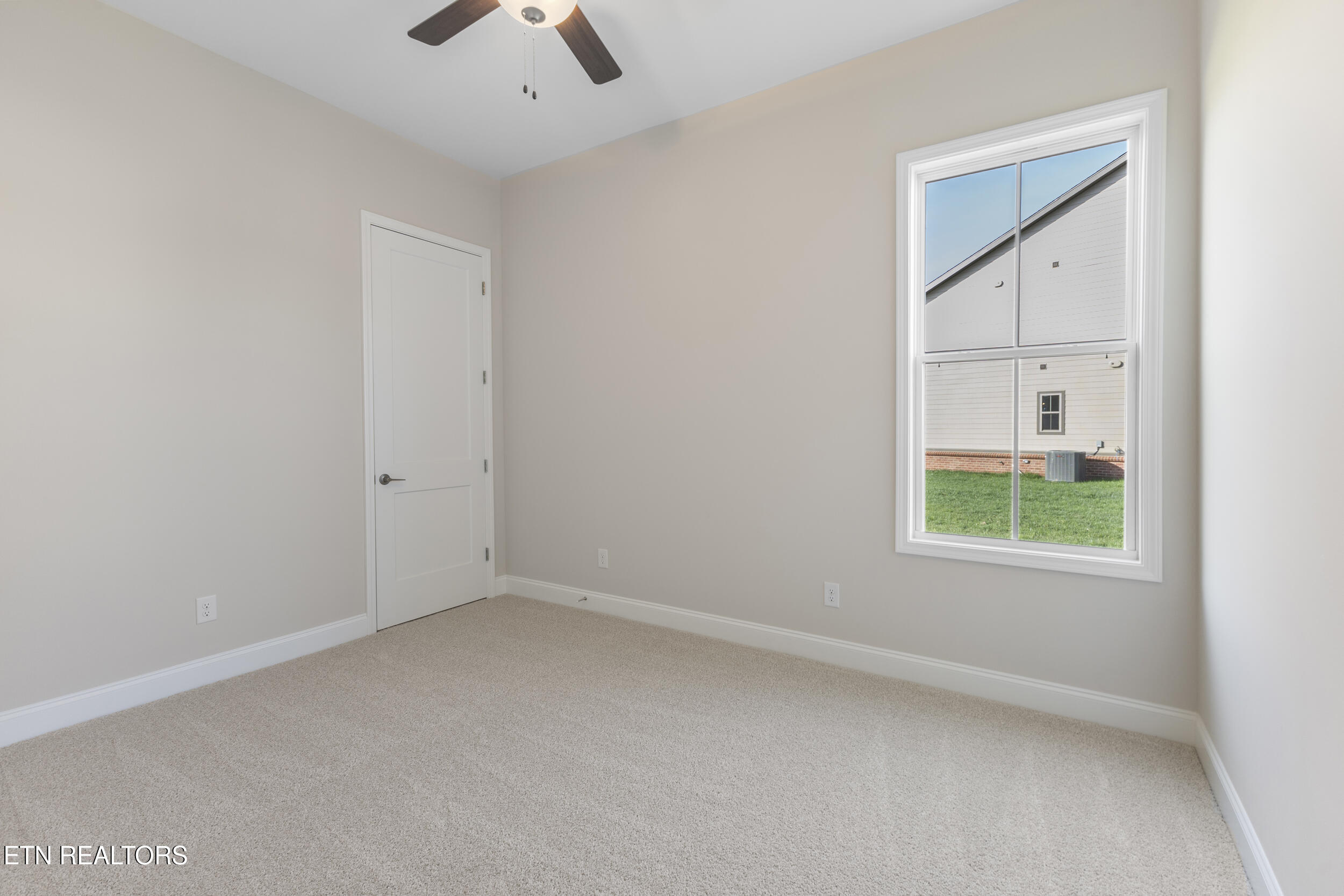 348 Poppy Place Lenoir City TN 37772