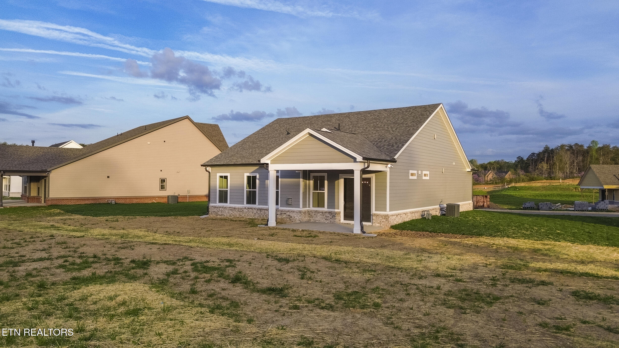 348 Poppy Place Lenoir City TN 37772