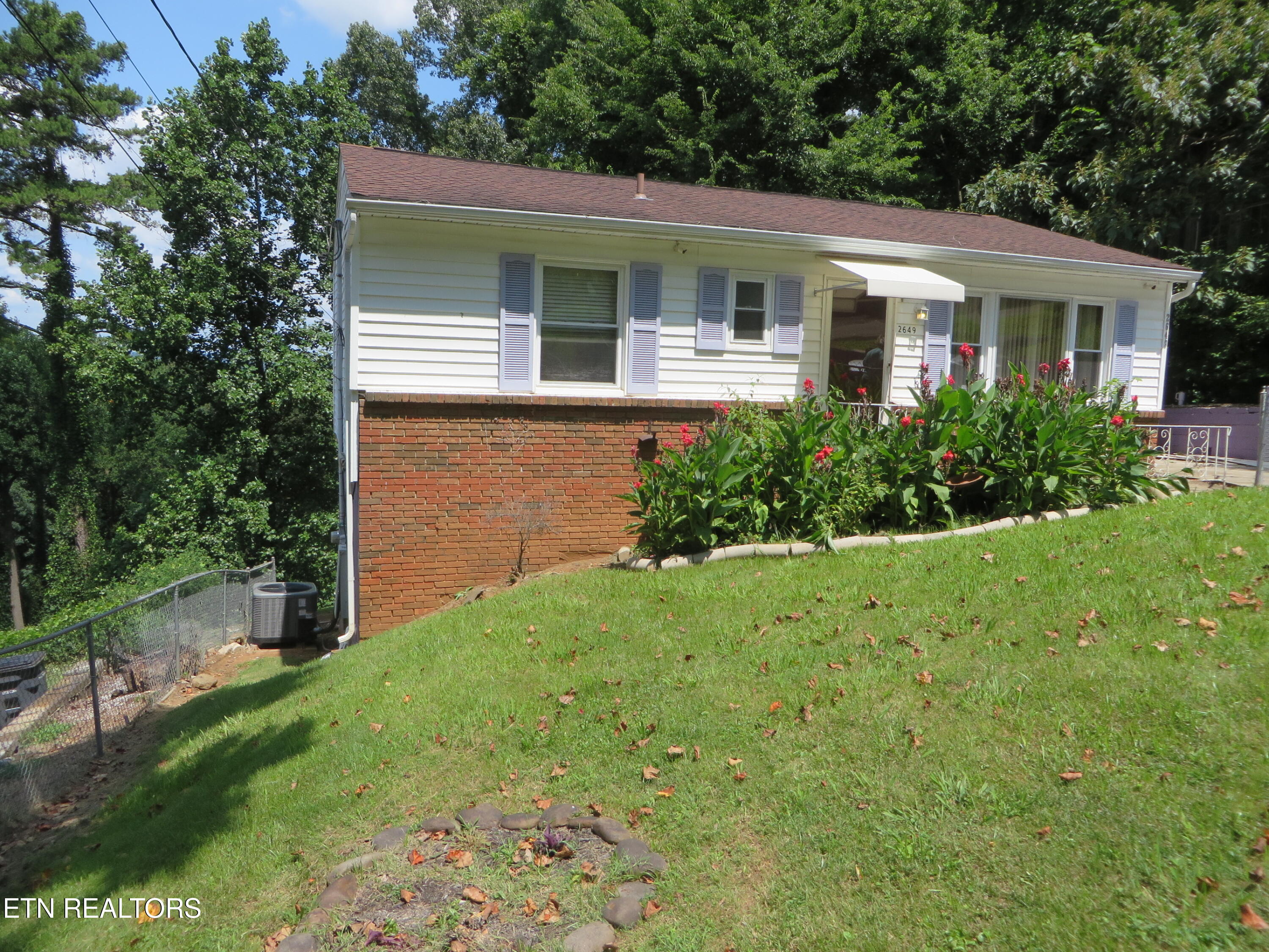 2649 Vucrest Avenue Knoxville TN 37920